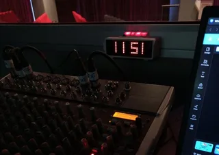 DJ Clock - Clock, VUMeter, Thermometer, Text Display and More!