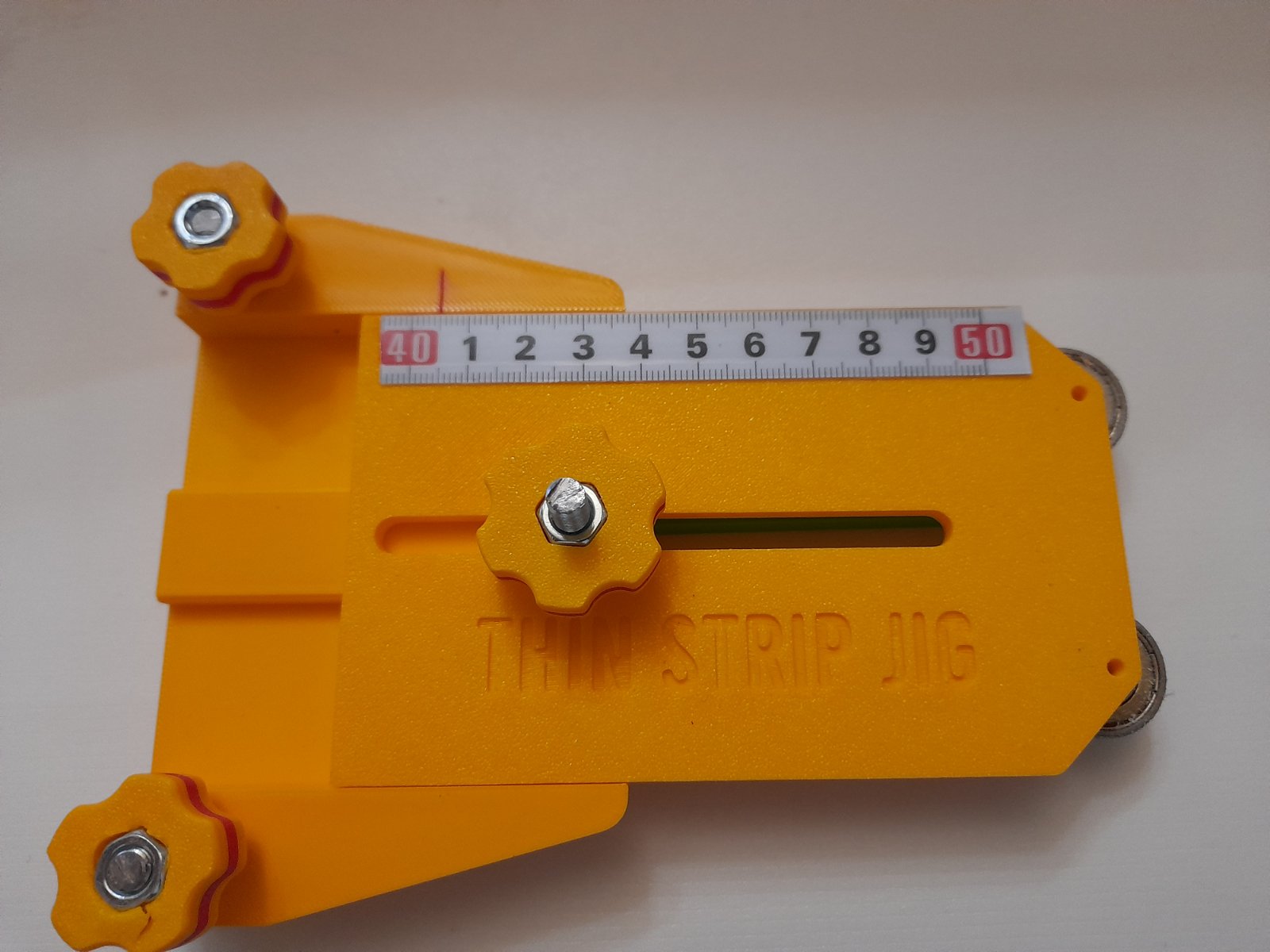 Miniatura 4 do modelo 3D Thin Rip Table Saw Jig DeWalt / Rage Evolution