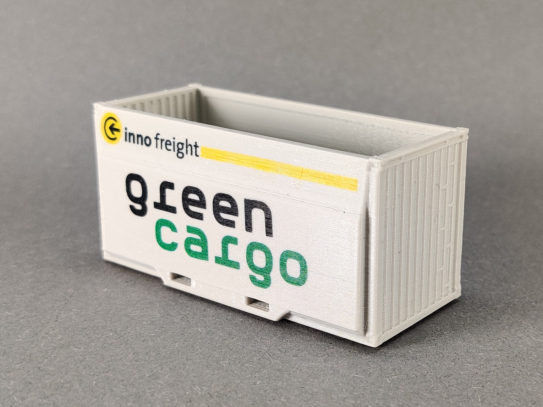 Container for wood chips in H0 scale (1:87)
