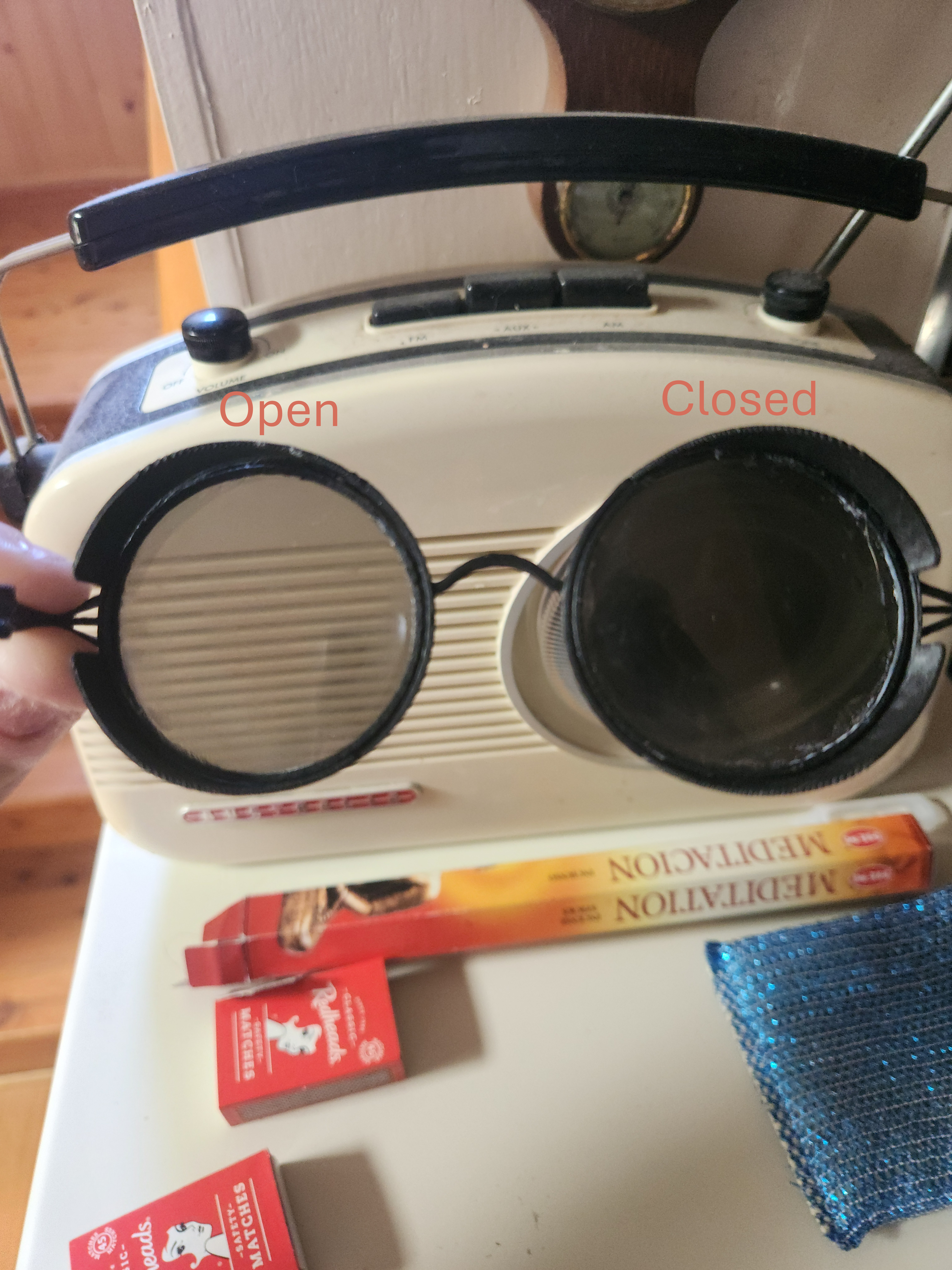 Adjustable polarizing sunglasses — thumbnail 2