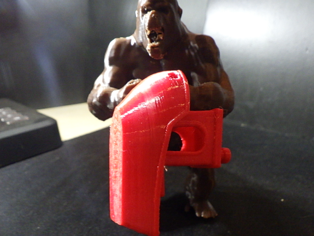 Gorilla standing up — thumbnail 4