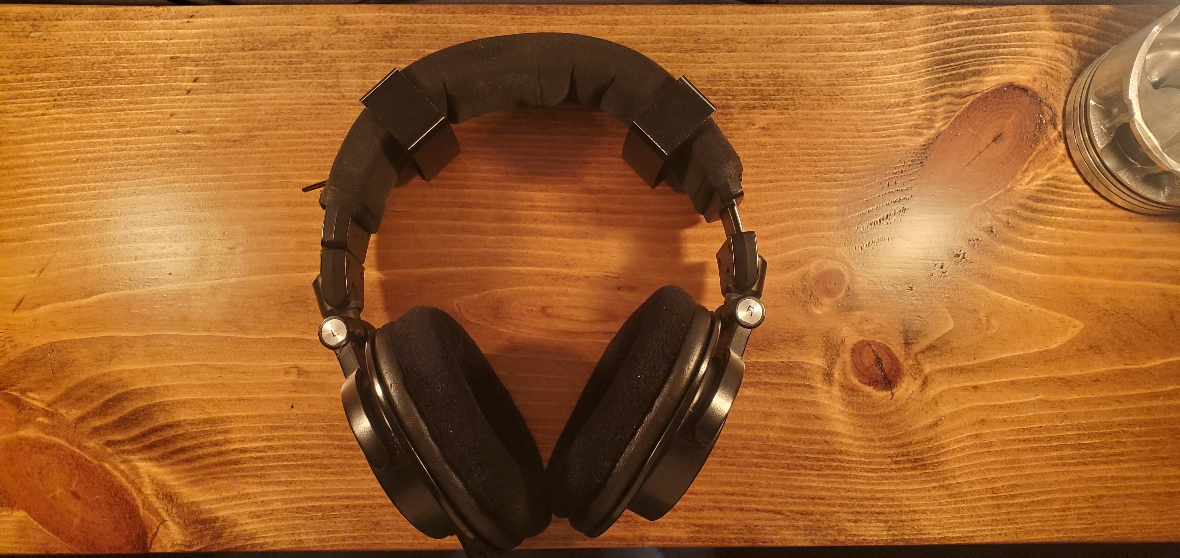 Comfort headrest pads for Audio Technica M50