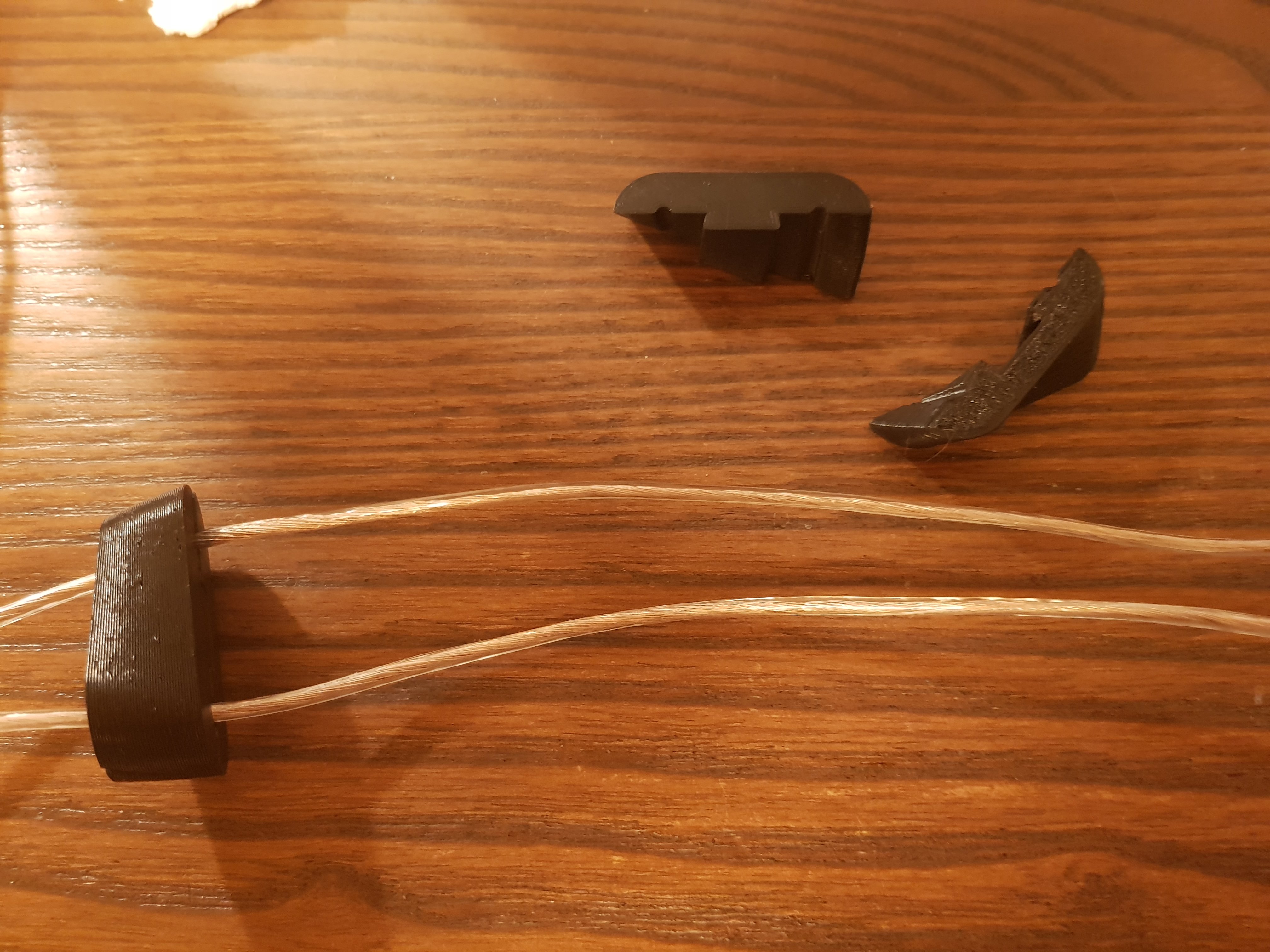 Twisted ladder line spacers