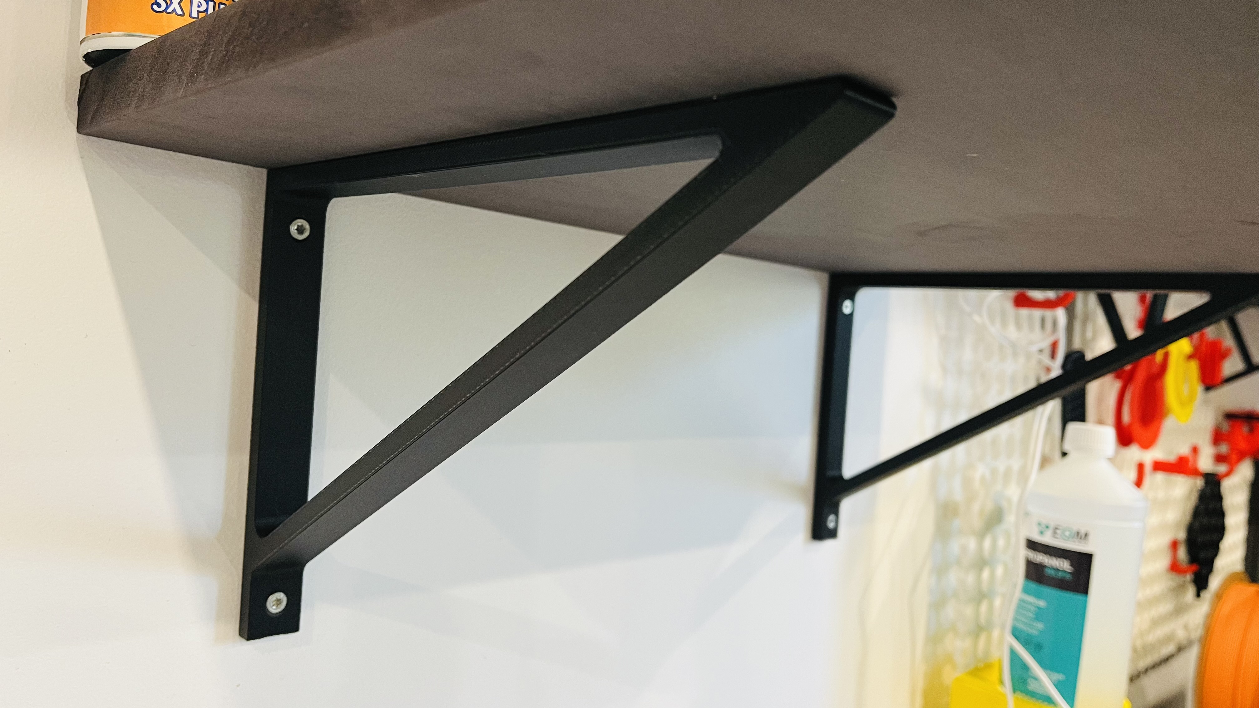 Miniatura 3 do modelo 3D Simple shelf bracket