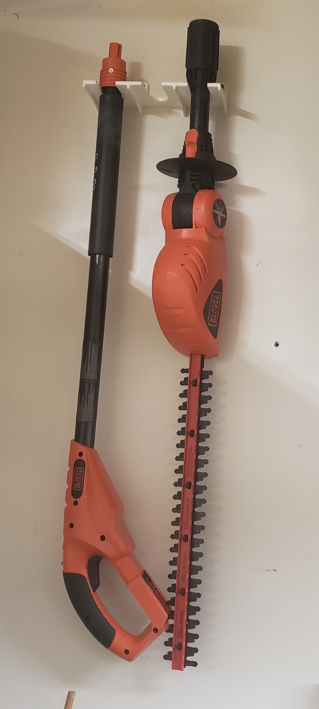 Black & Decker Polesaw/Trimmer Hanger — thumbnail 2