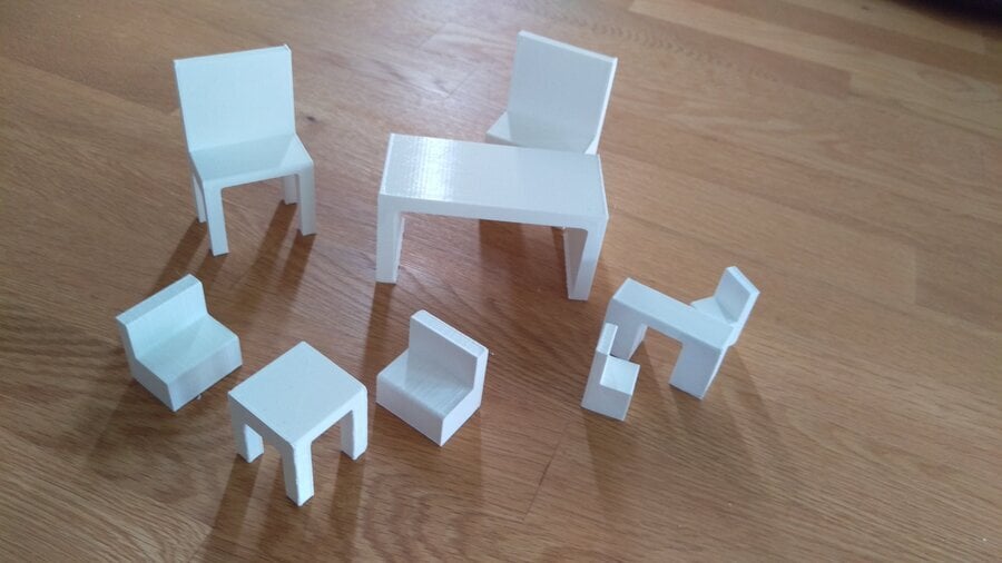 Tiny Tables and Chairs