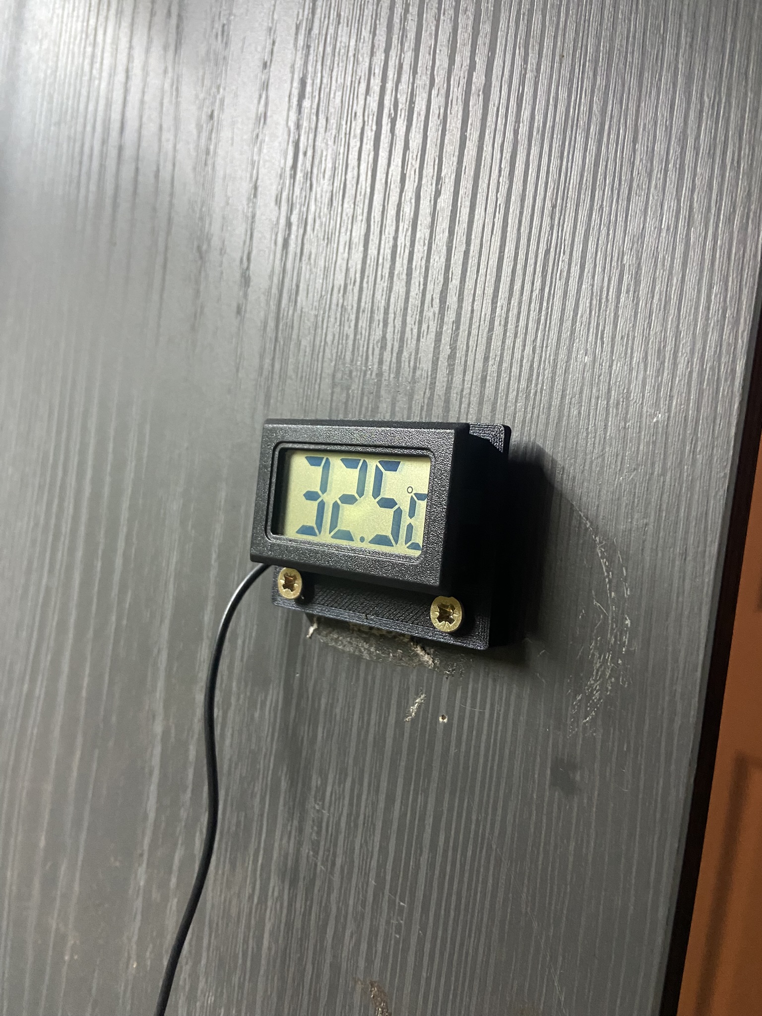 Miniatura 5 do modelo 3D thermometer / hydrometer holder