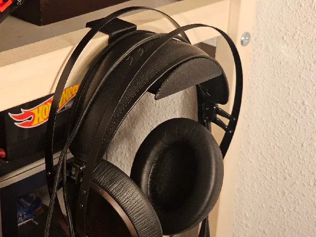 Headphone hanger for IKEA EKENABBEN