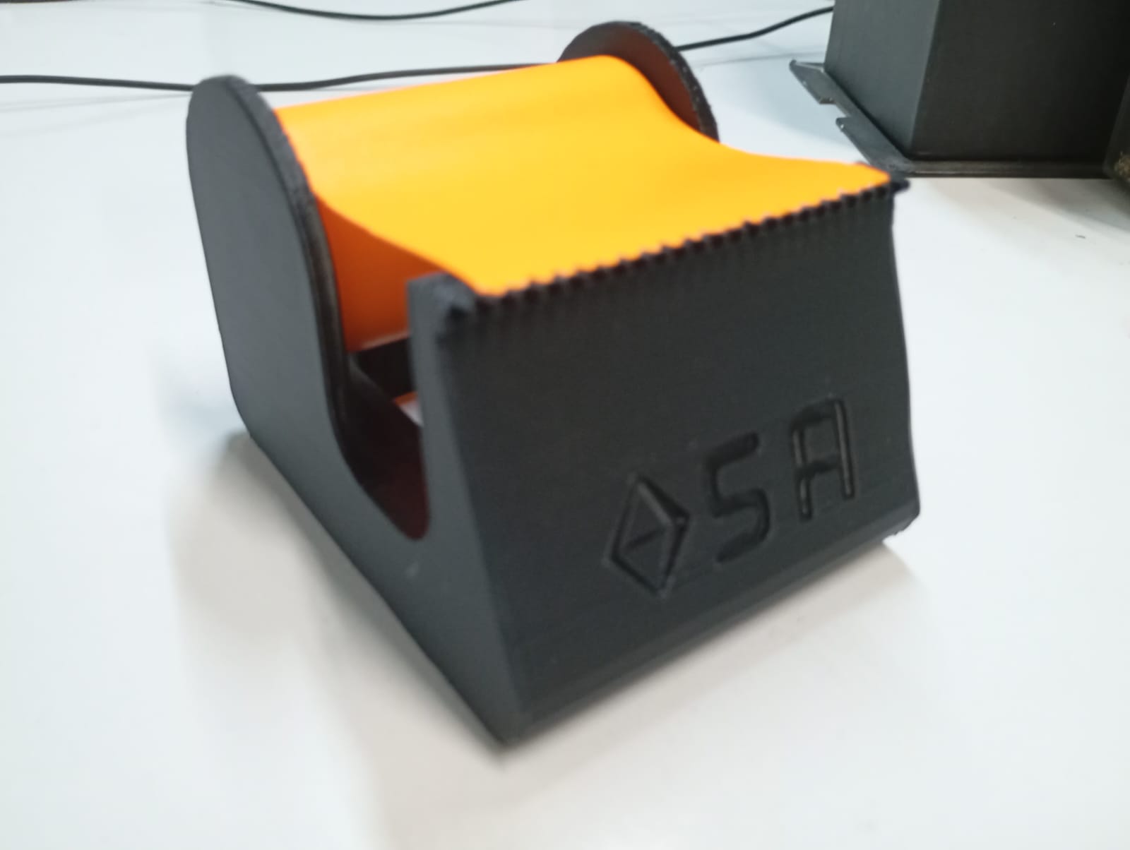 Scotch Holder / tape cutter
