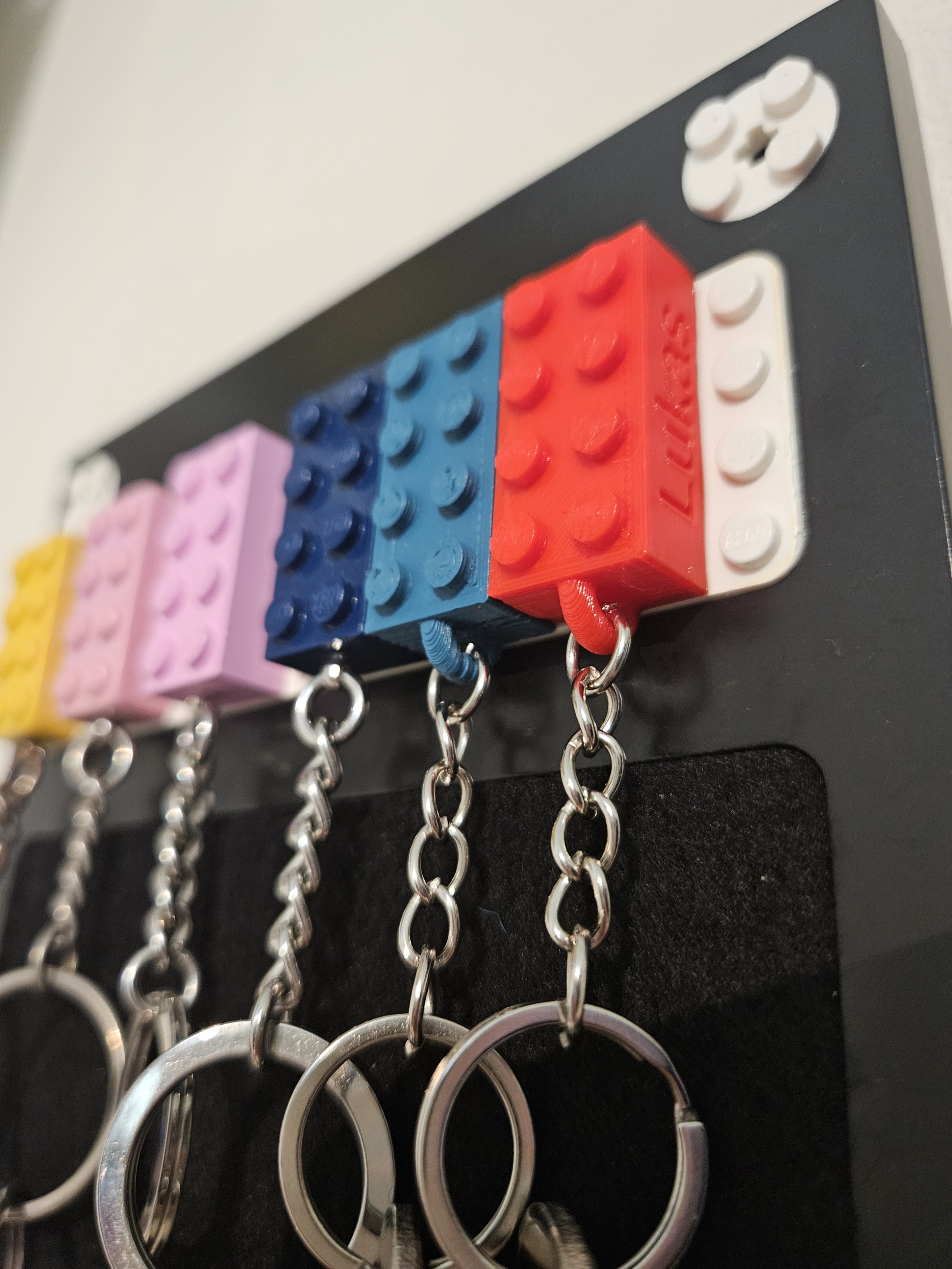 Customizable LEGO compatible Text Brick Key Fobs - Vertical Remix — thumbnail 3