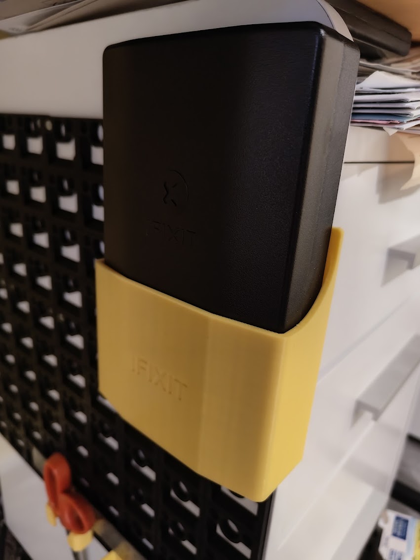 GOEWS iFixit Mako Holder