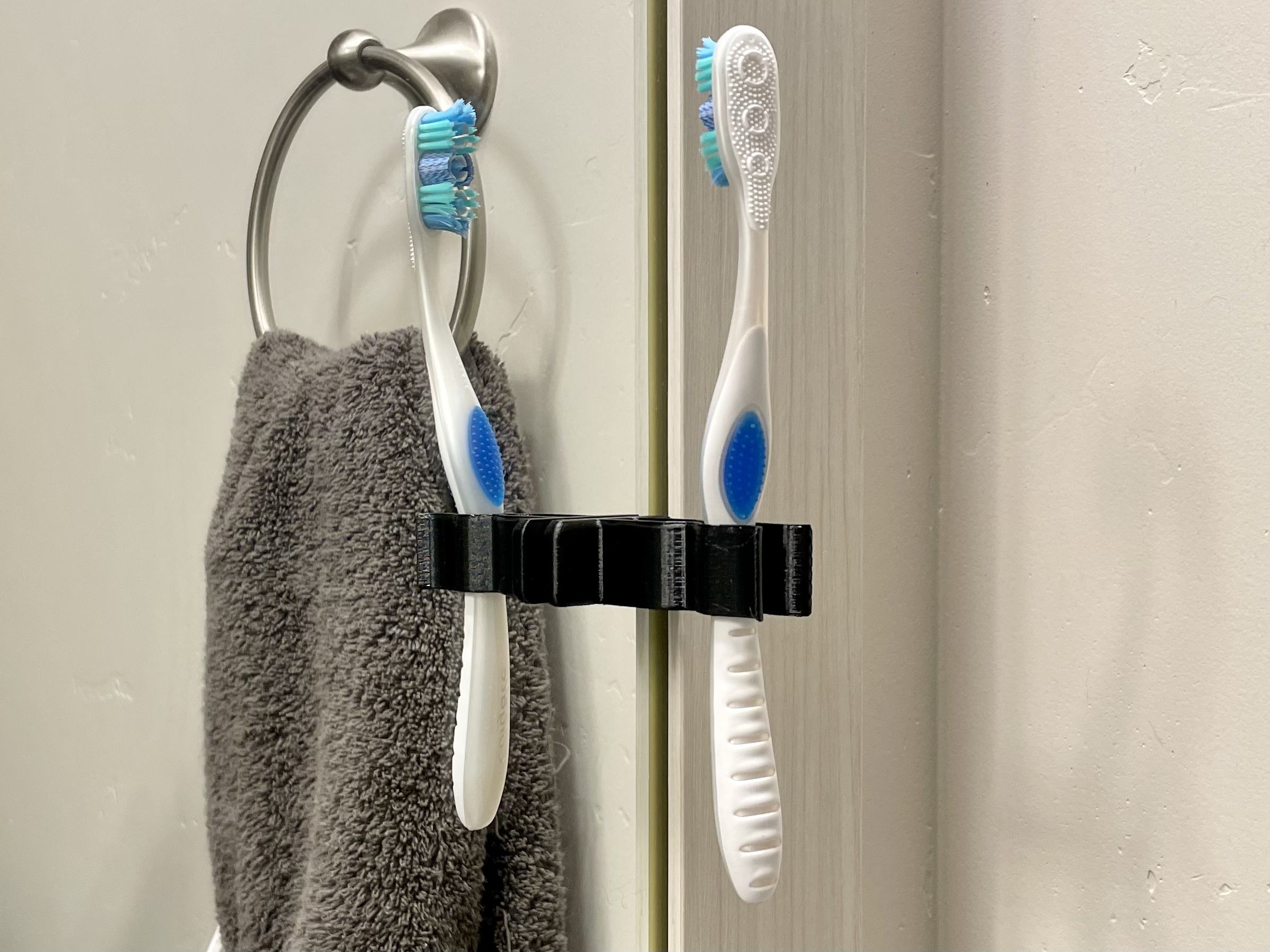 Mirror/Wall Mountable Tooth Brush Holder by dankmaker Download free STL model