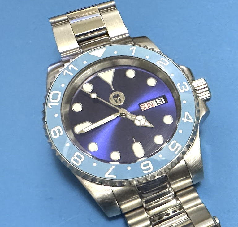 Miyota 2305 day date quartz movement holder for Seiko NH34 NH35 NH36 NH38 case