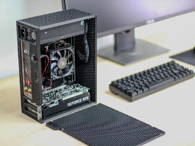 SUG-TROT-TEST PC Case