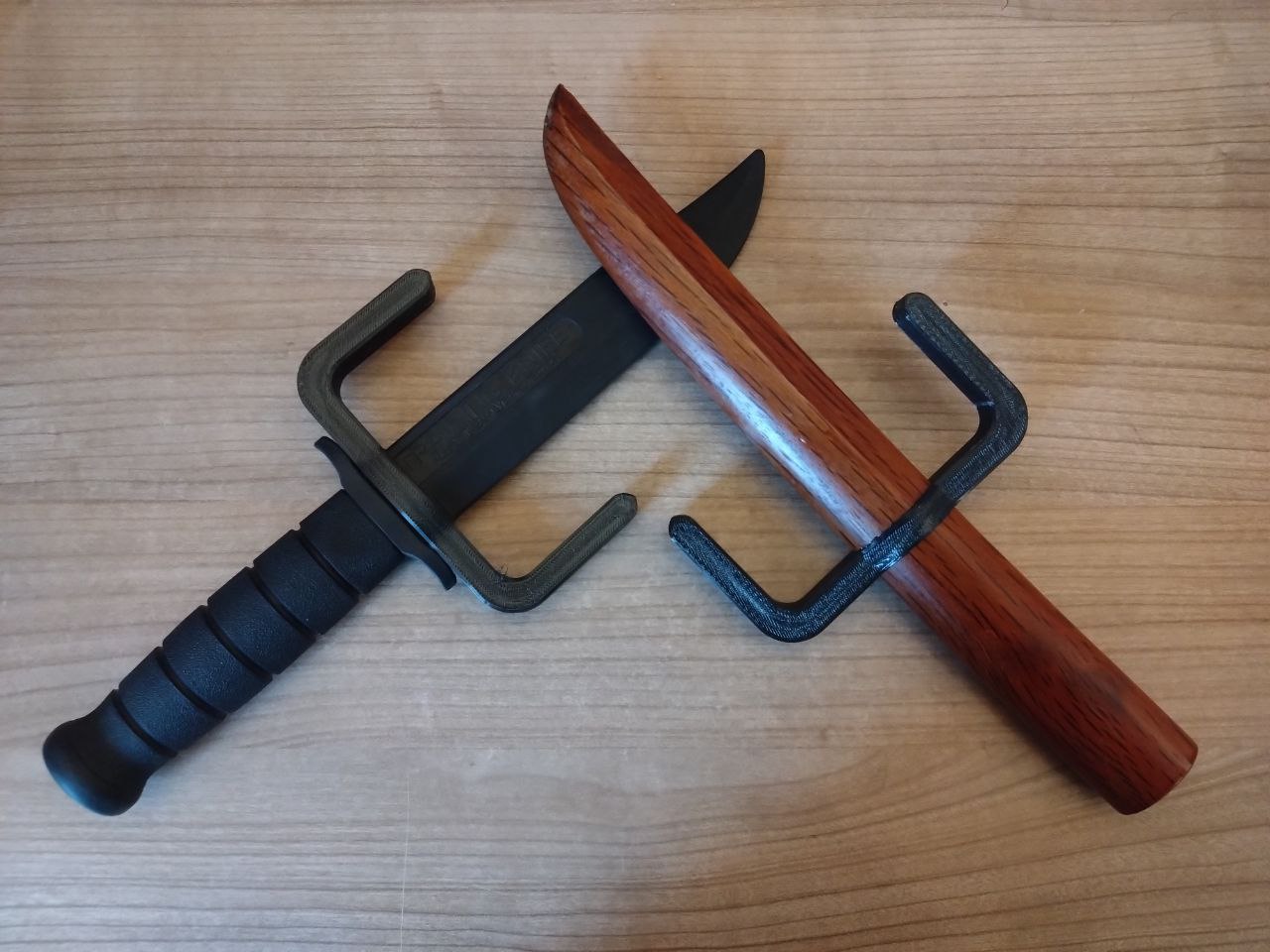 Parry guard for Coldsteel training knife