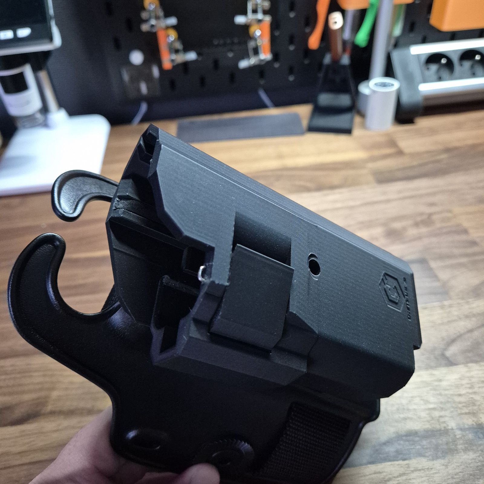 Tokyo Marui Dual Stainless (with Tactical SF XC1 Flashlight) Holster — thumbnail 2