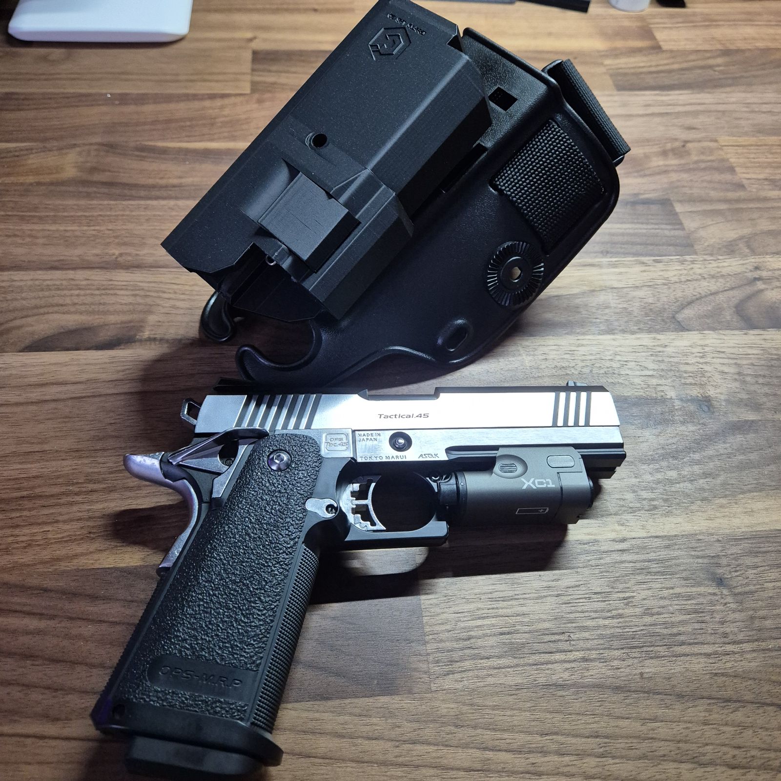 Tokyo Marui Dual Stainless (with Tactical SF XC1 Flashlight) Holster — thumbnail 4