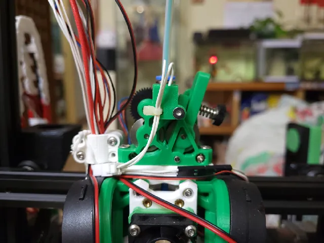 ProtoXtruder with runout sensor