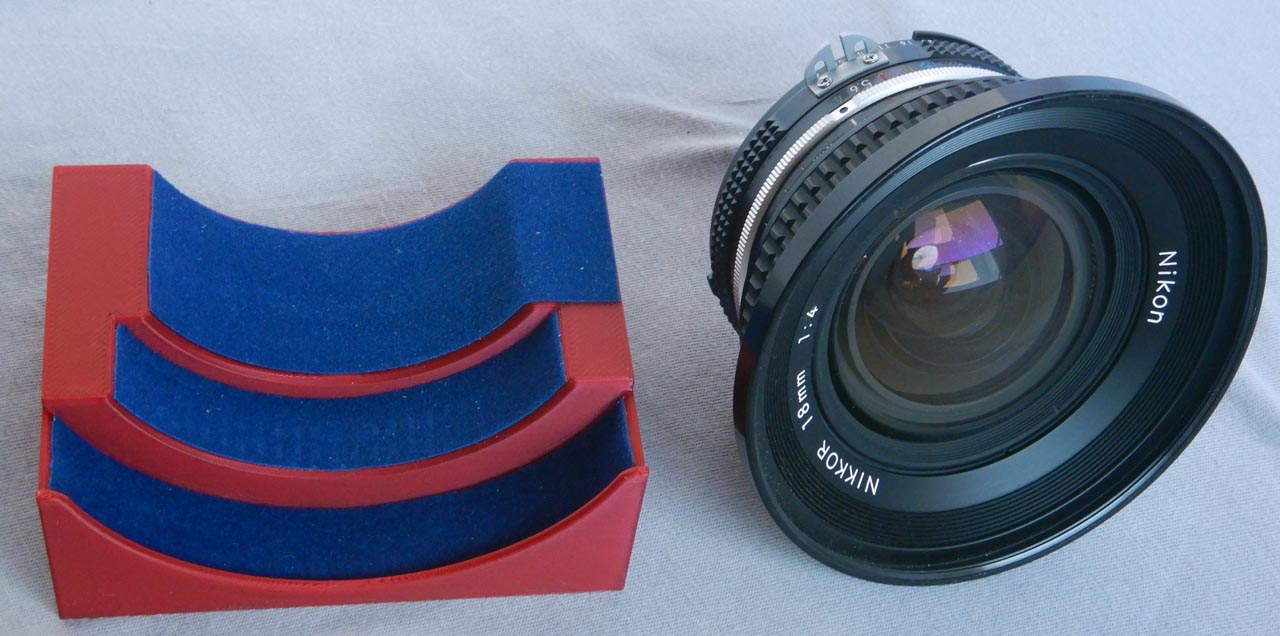 Nikon 18mm f 4 Ablage Schale; Storage tray for Nikon 18mm f 4. — thumbnail 2