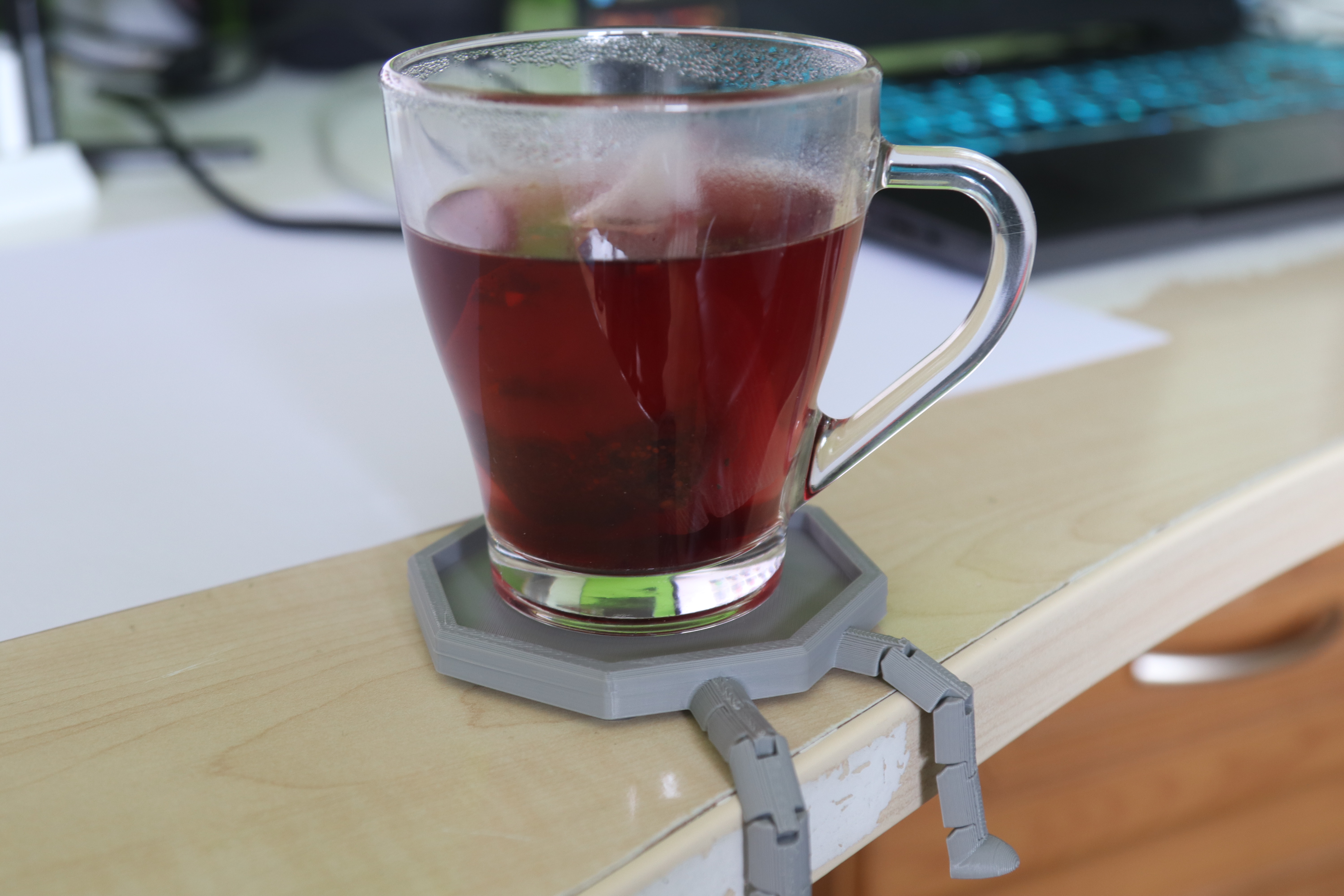 Articulated Legs Coaster
