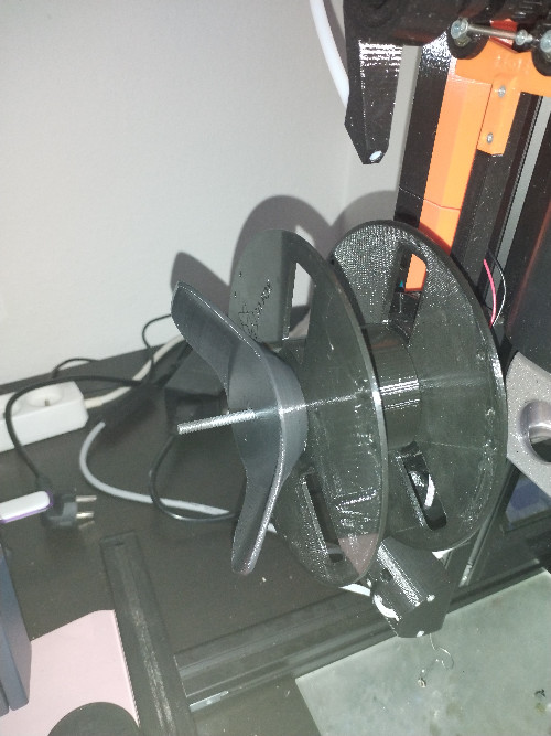 Upinač cívky pro stolní extruder od ARTME3D