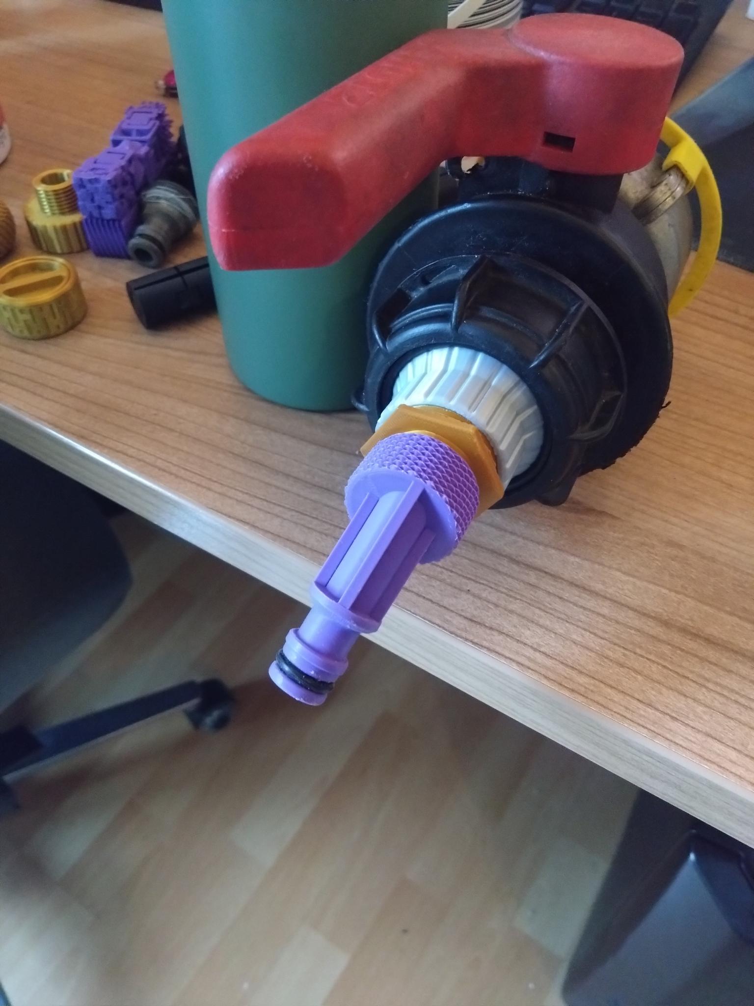Keg Garden Hose Adapter — thumbnail 2