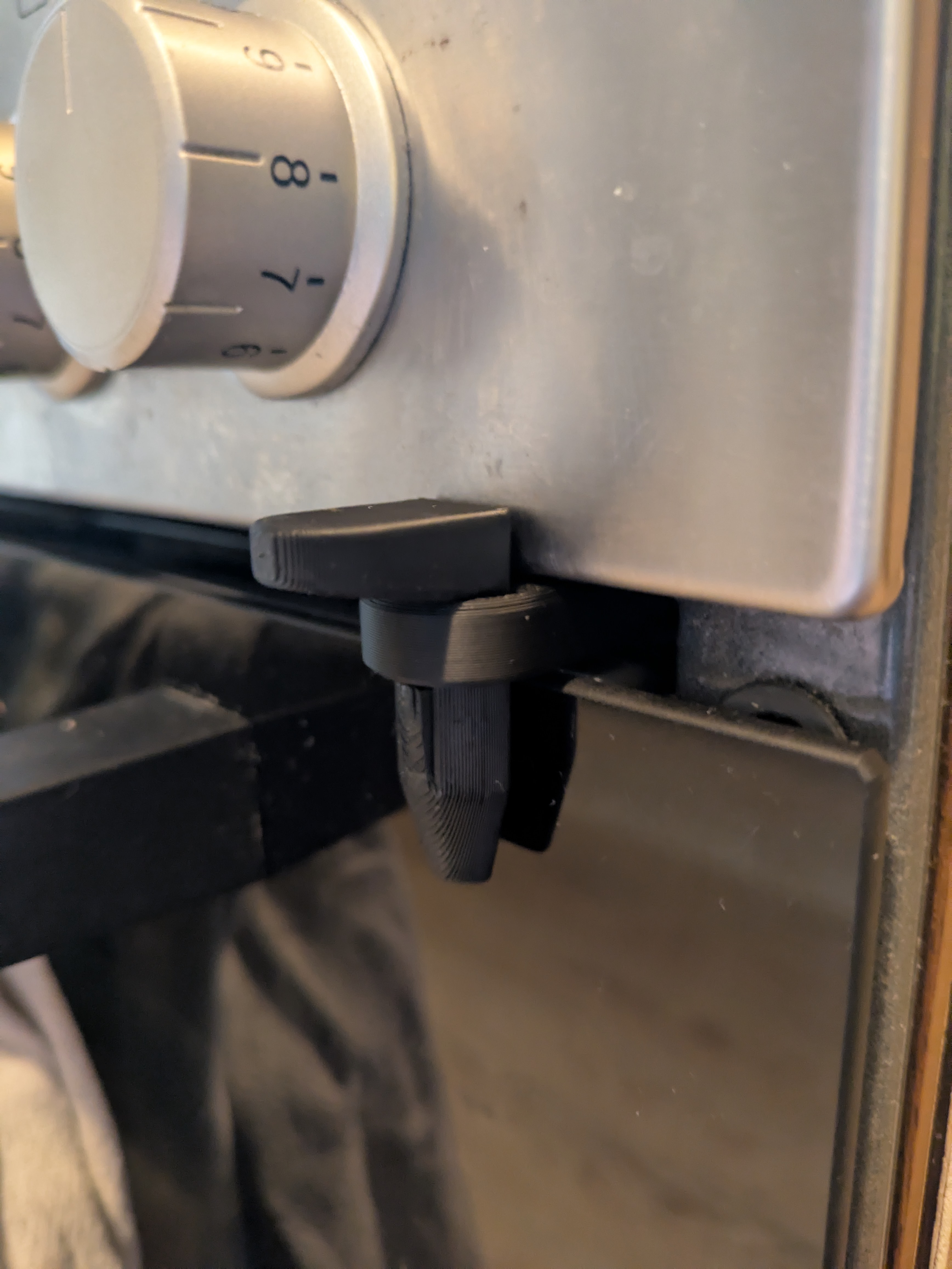 Child lock compatible with Bosch Stove