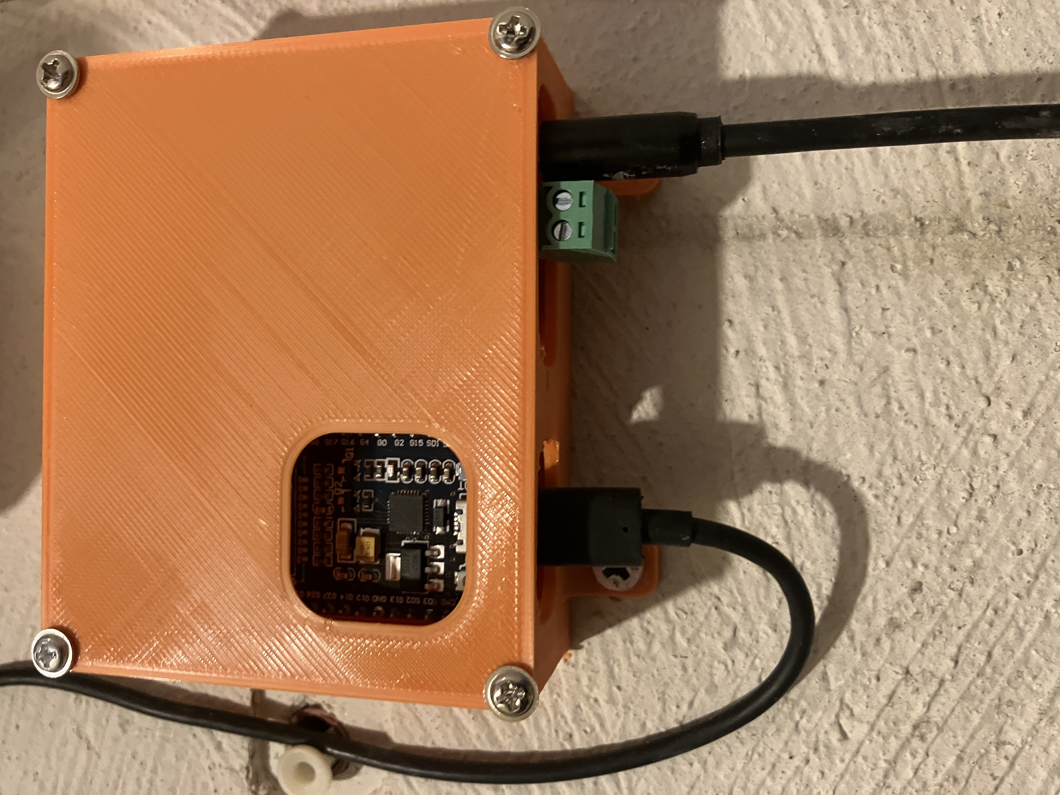 EMS bus ESP Case for ESP32 and interface board