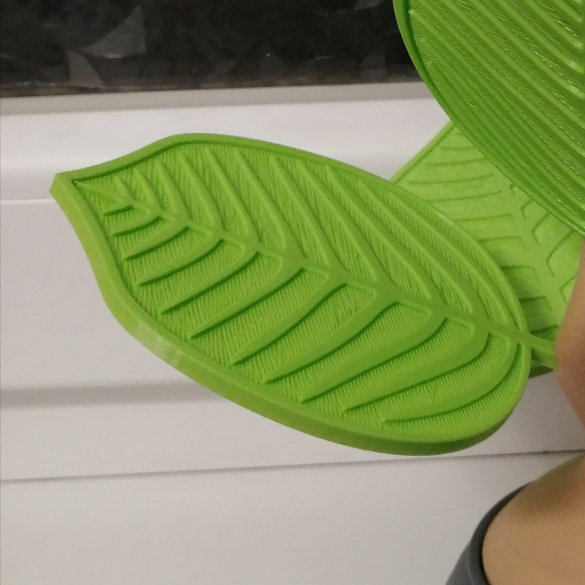 Double-sided Leaf Coaster — thumbnail 2