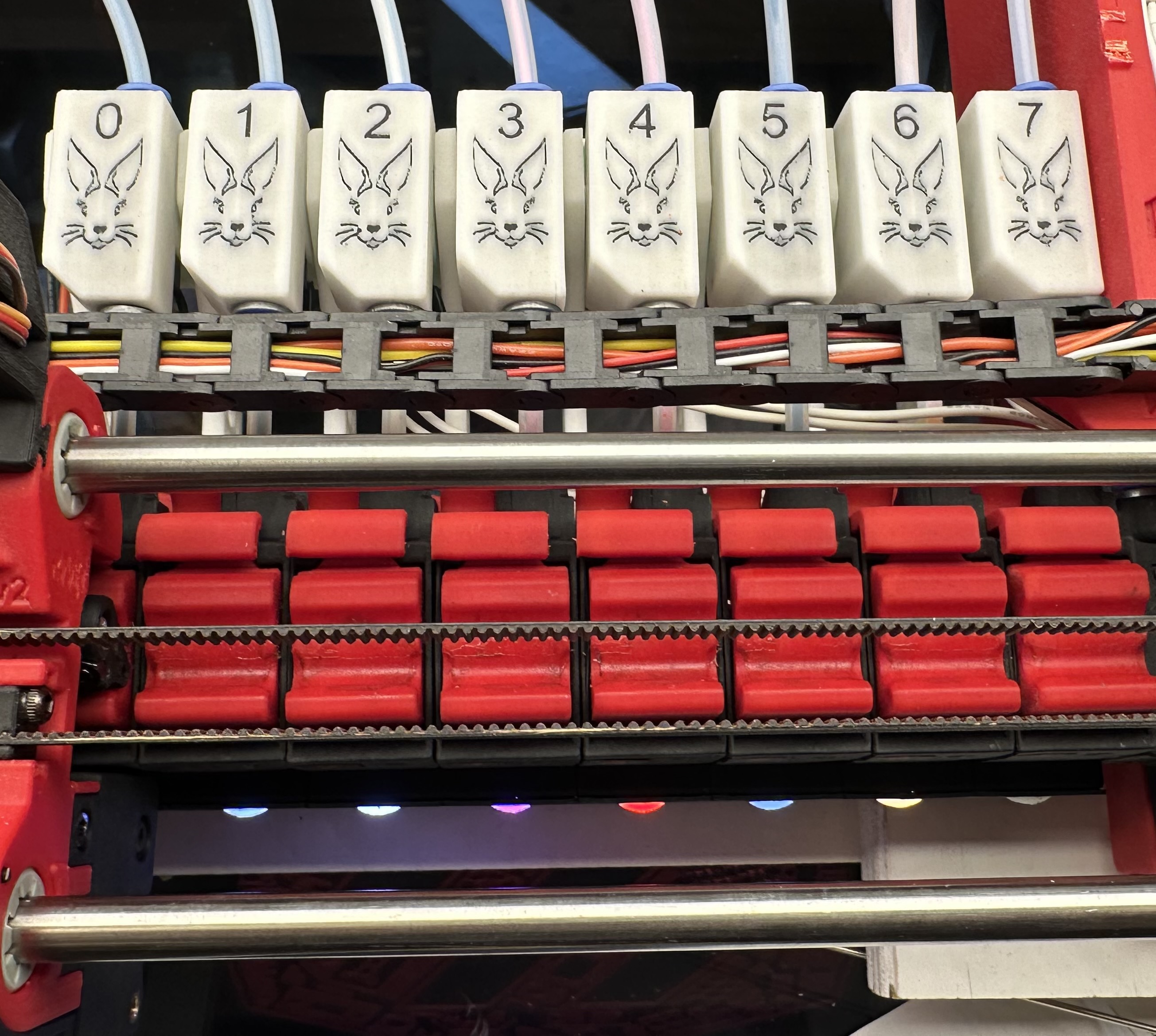 Redesigned straight line ERCF v2 coupler block's with holders and LEDs