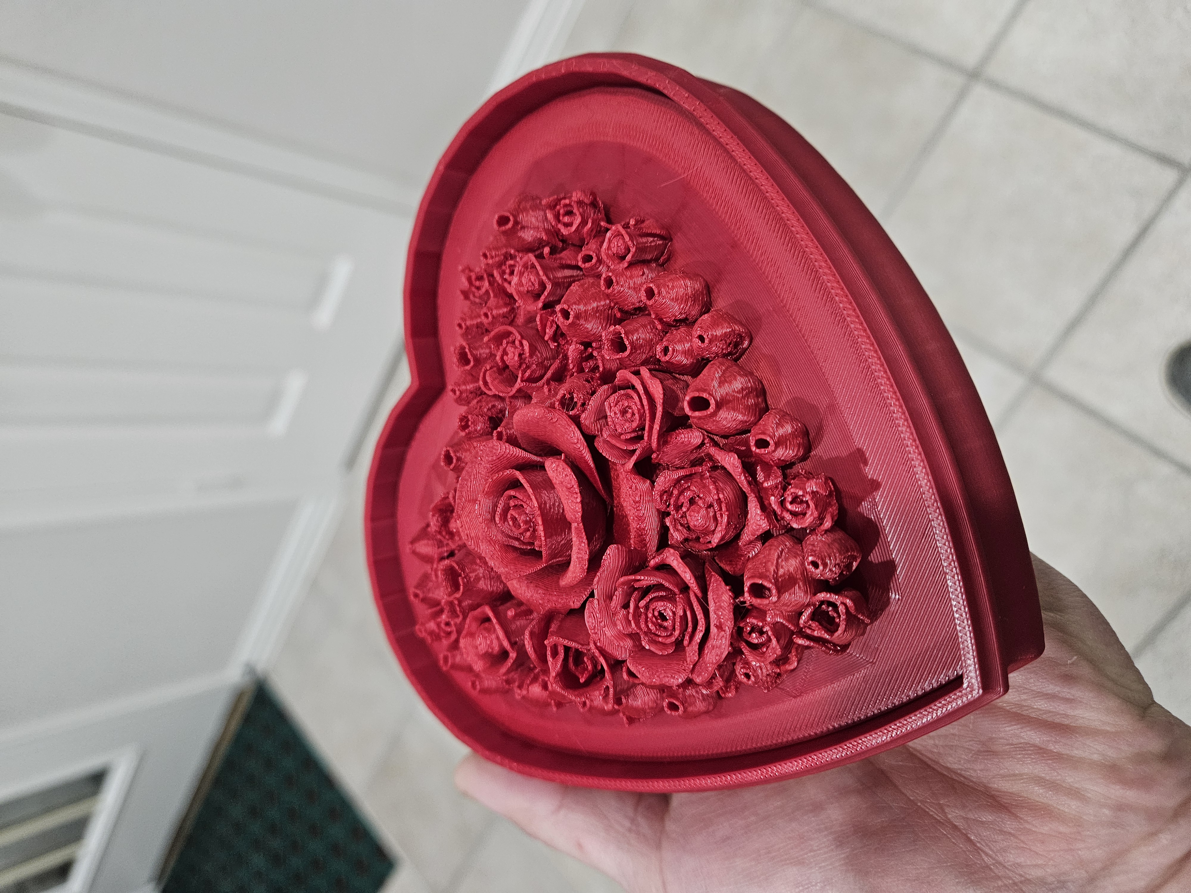 Heart gift box with Roses