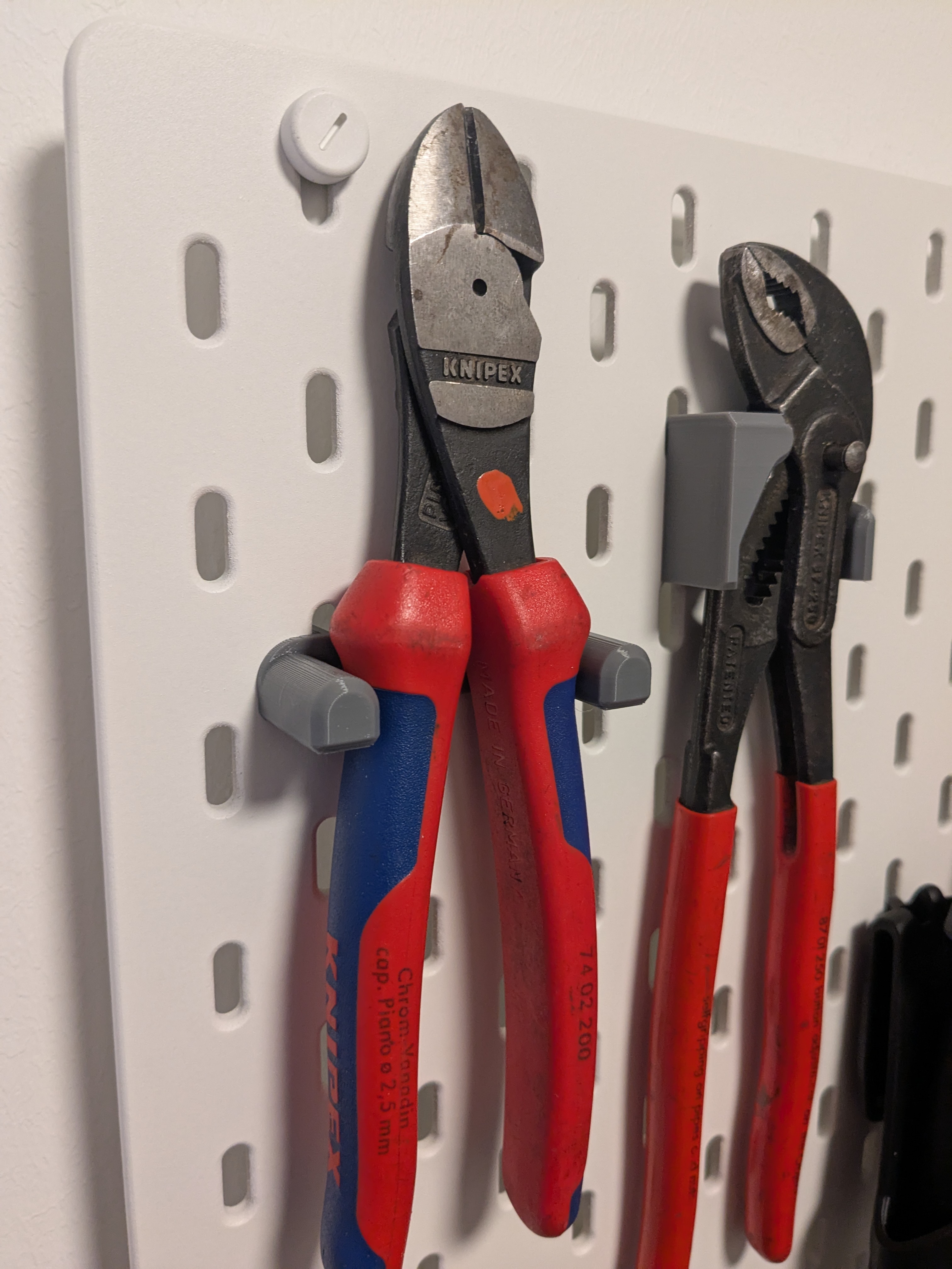 SKÅDIS mount for Knipex 74 02 200 sidecutter