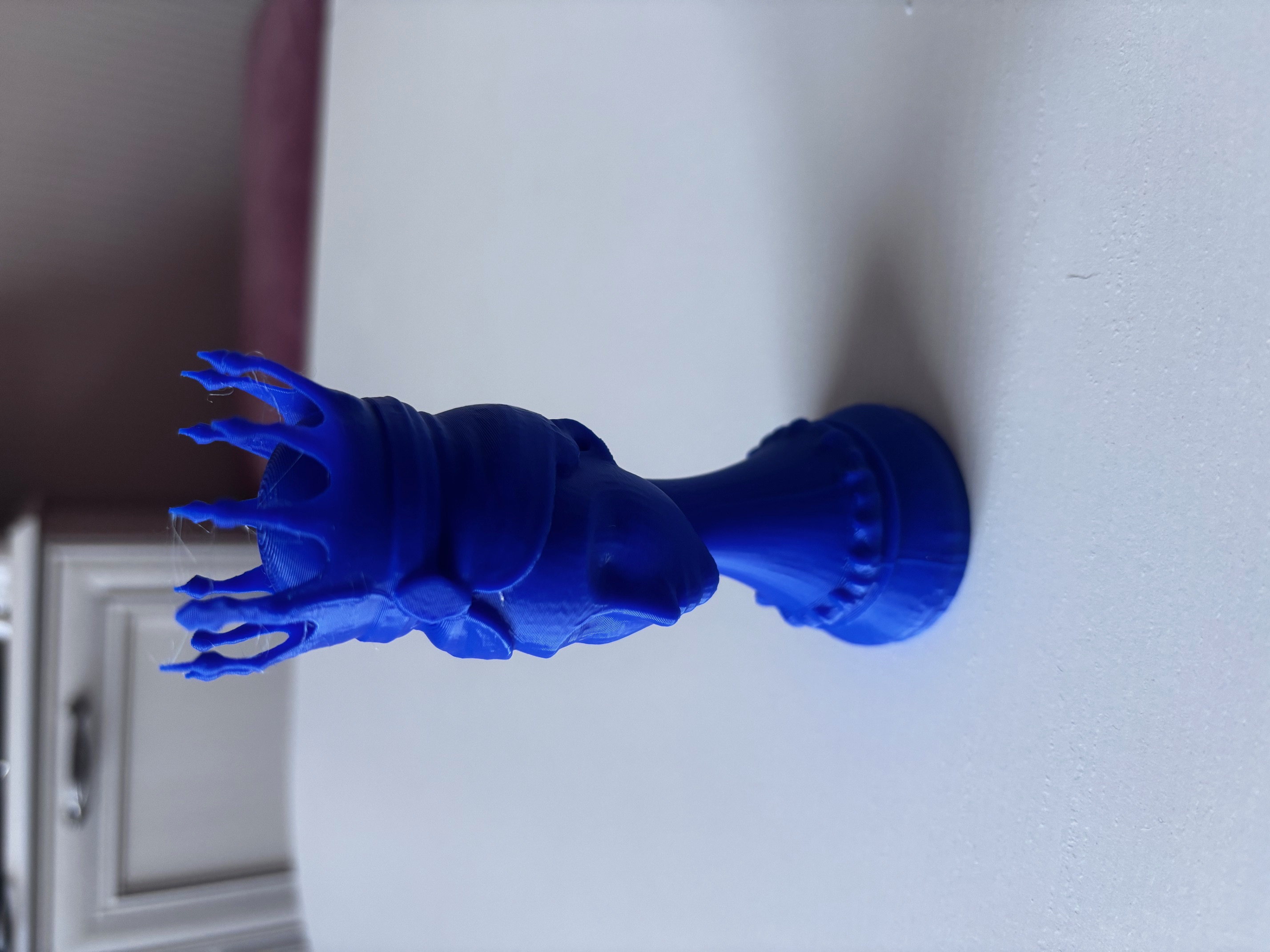 Queen chest figure