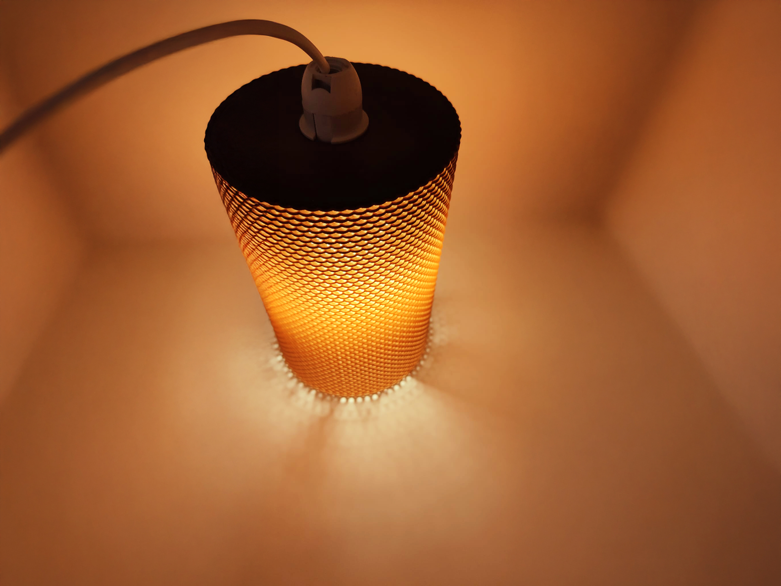 Mesh Lampshade — thumbnail 3