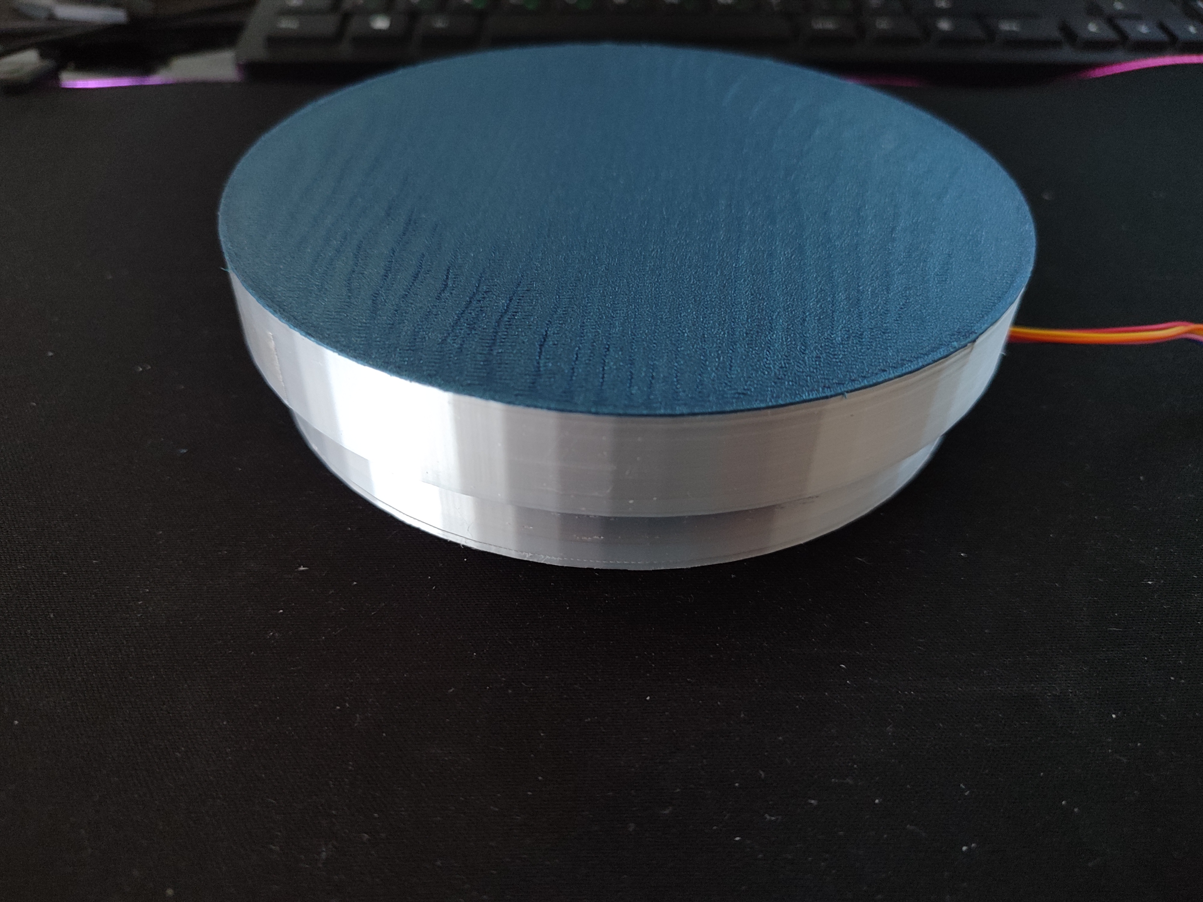 Rotating table