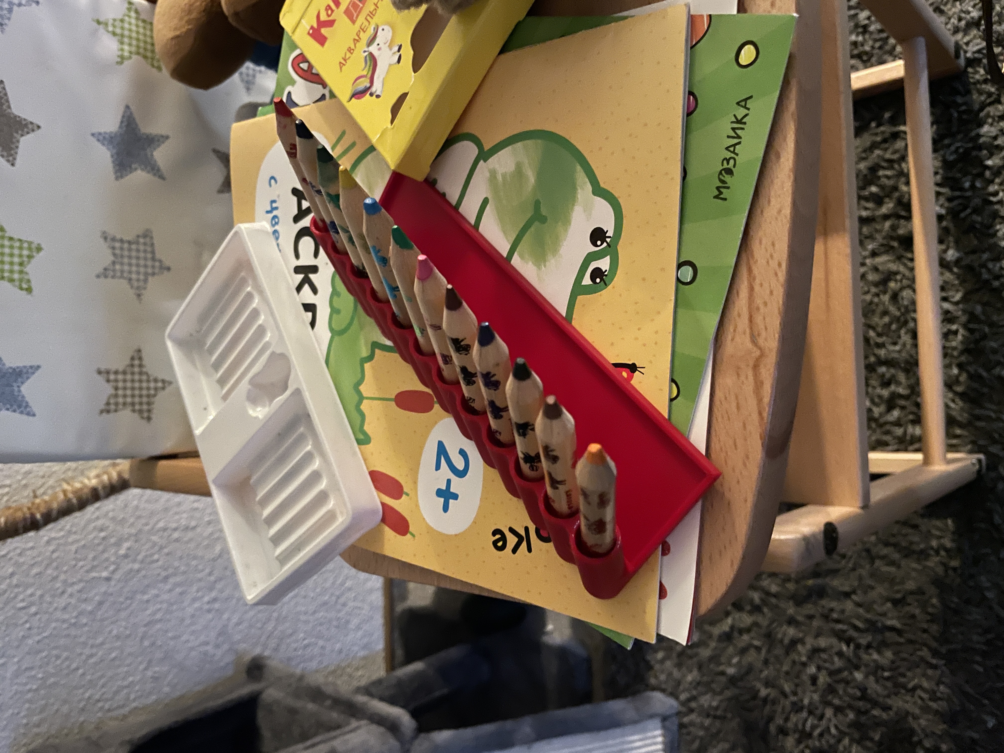 Pencil holder for 12 pencils for children