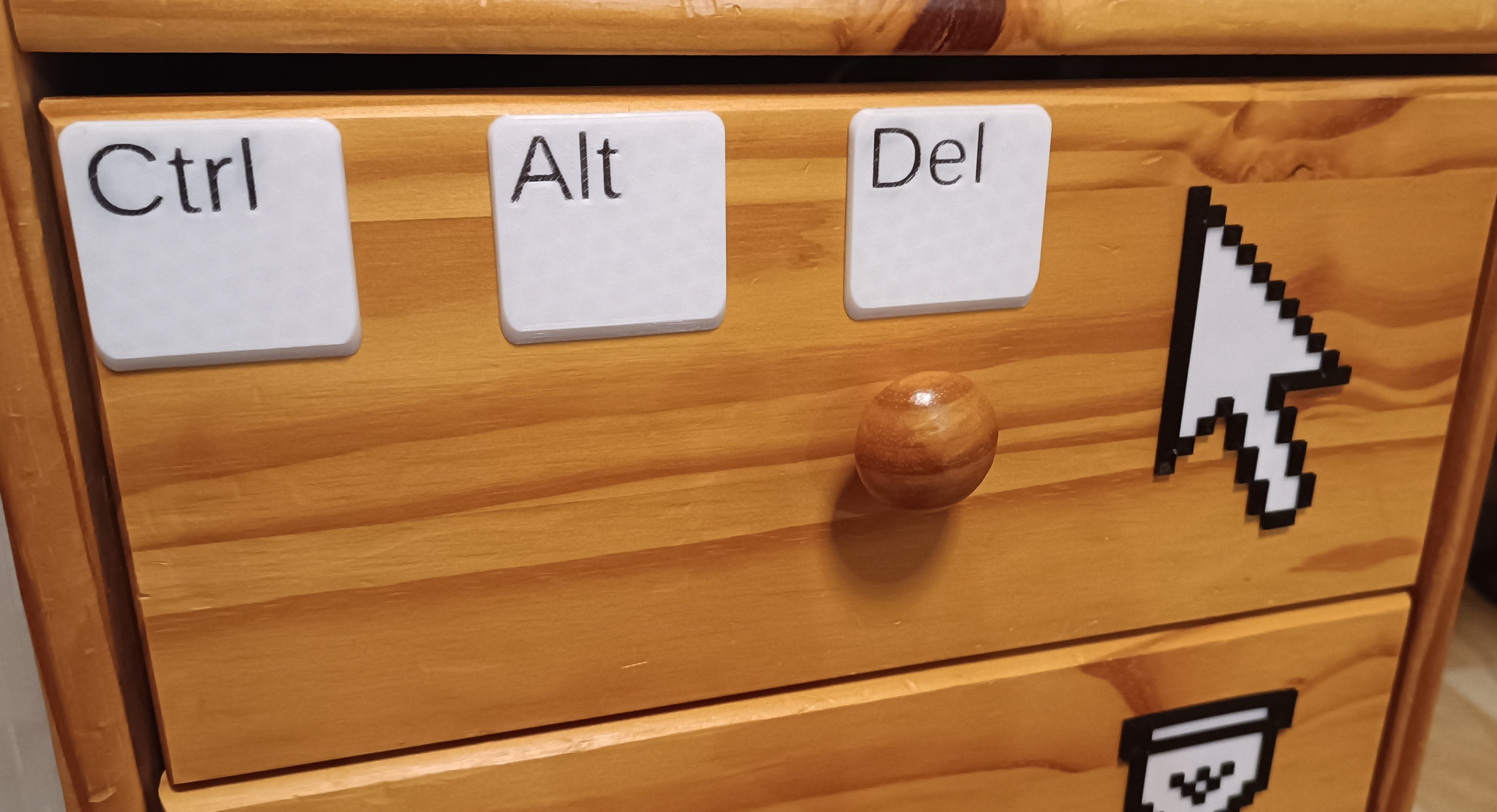 CTRL ALT DEL keys — thumbnail 3