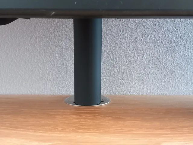 TV Kabelführung/ Kabelblende
