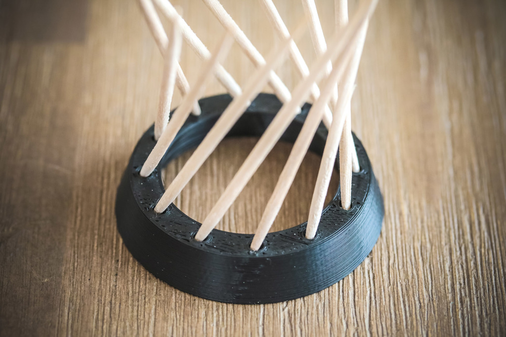 Miniatura 2 do modelo 3D Parametric Toothpick Stand - Hyperboloid