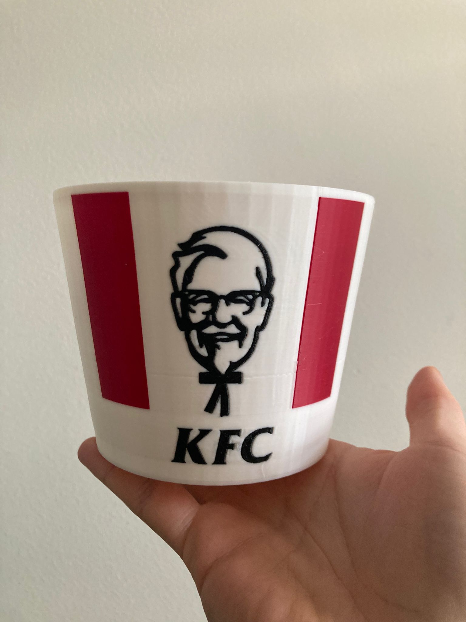 Miniatura 2 do modelo 3D KFC Bucket
