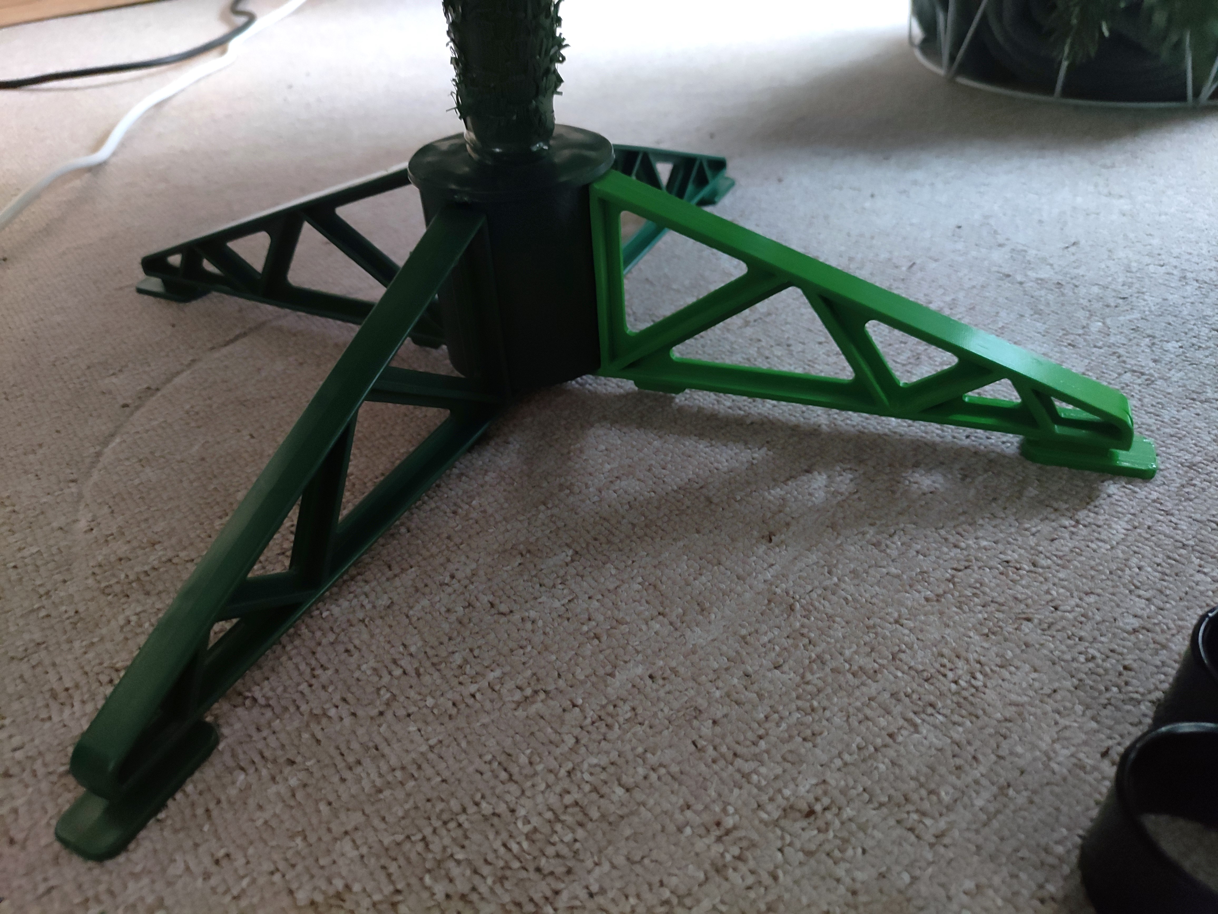 Christmas tree stand - leg