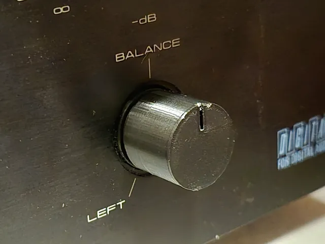 Pioneer A-88X balance knob
