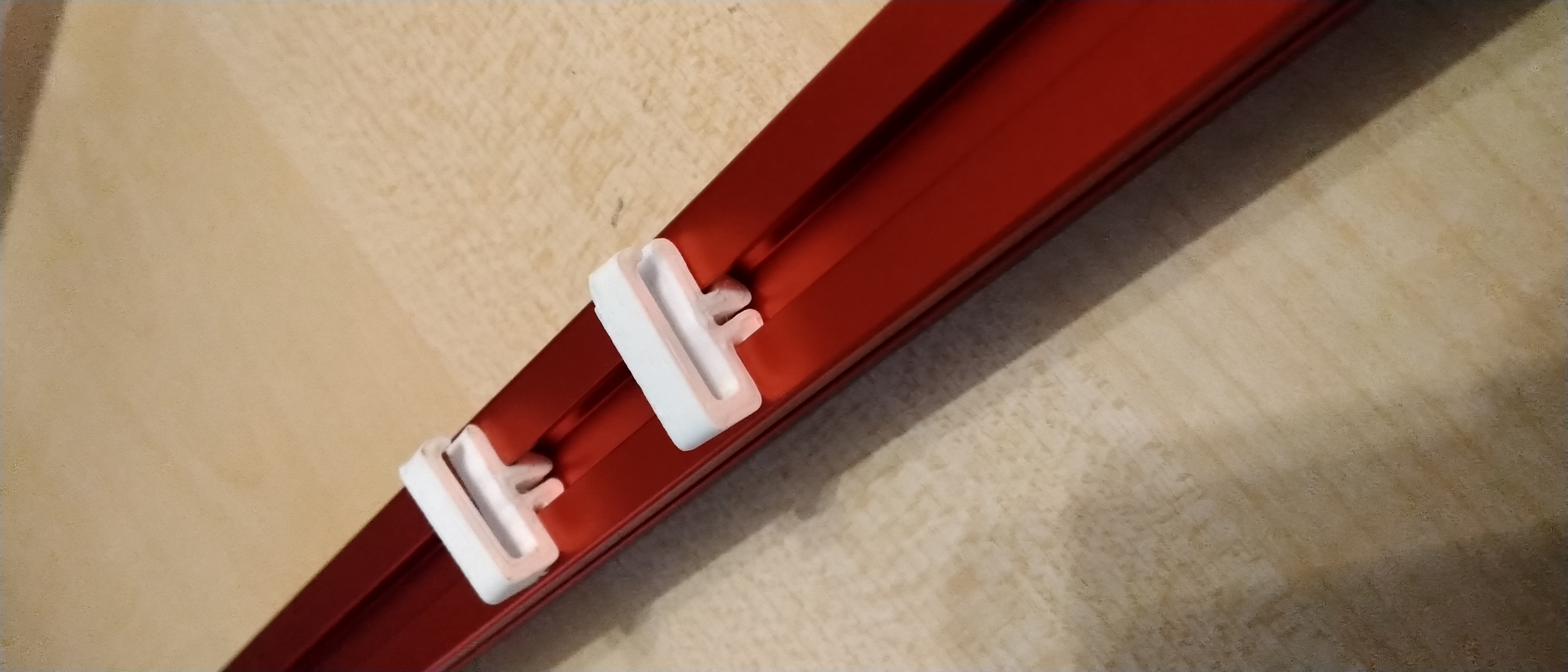 cable clip for 2020 extrusion