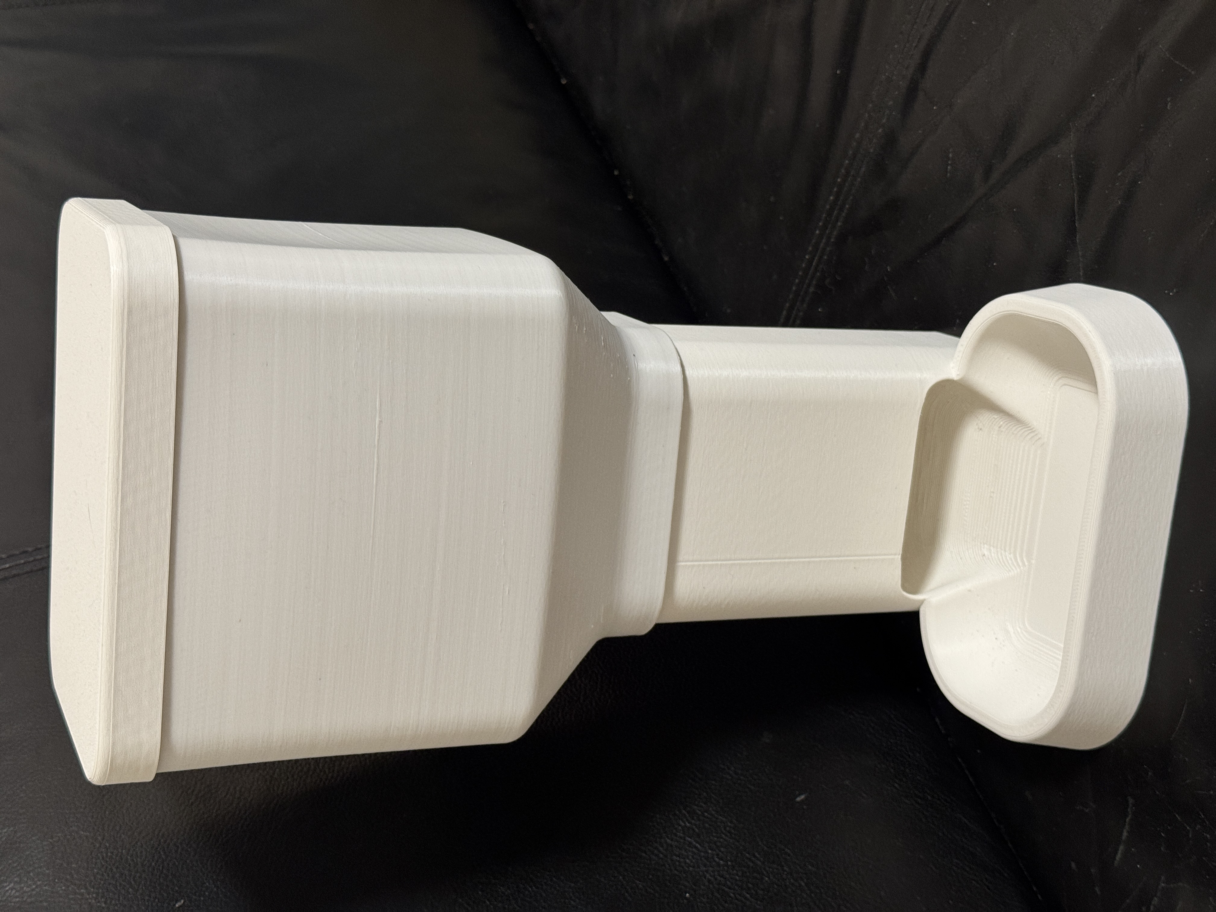 Cat feeder no text and flat bottom