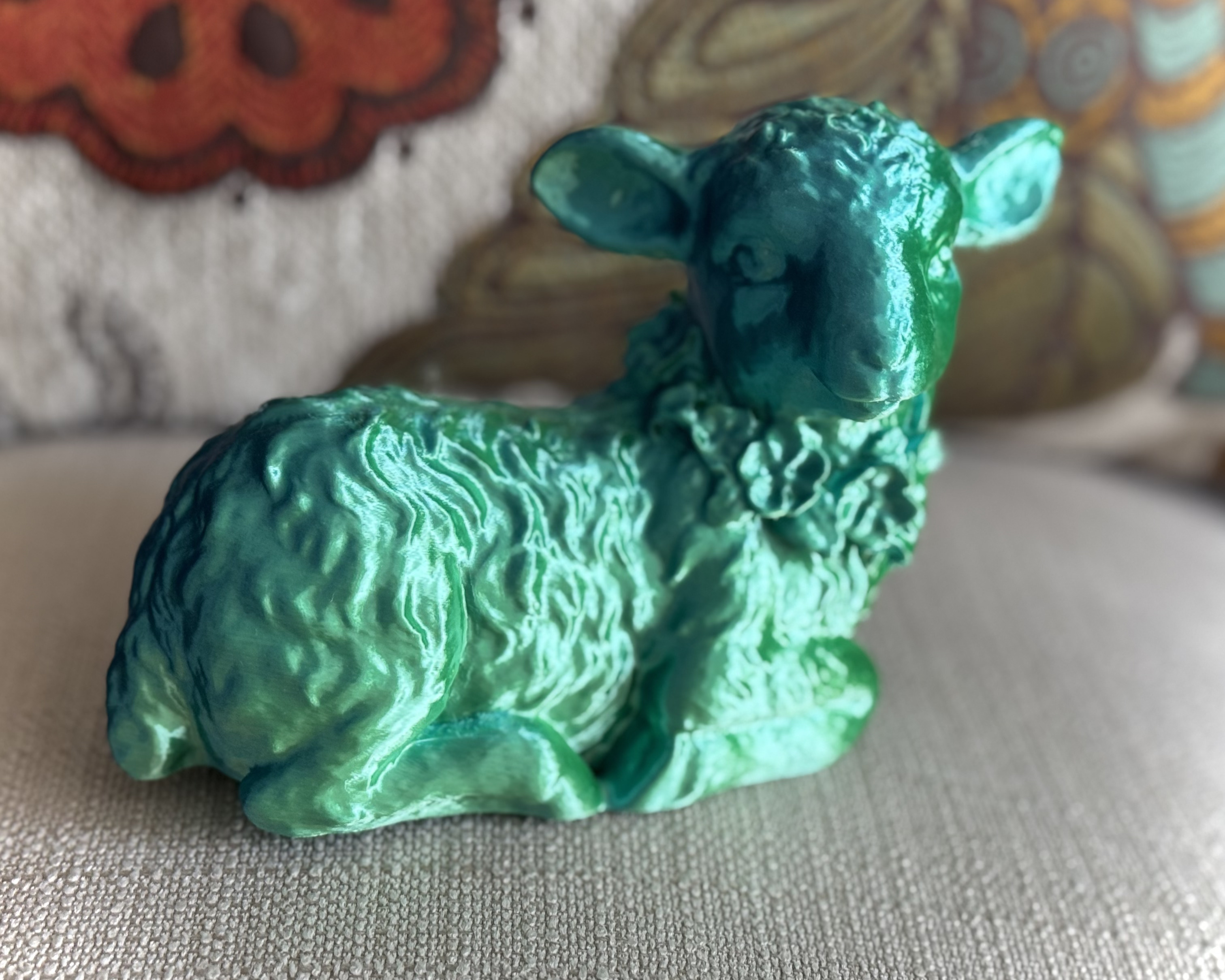 Sitting/Laying Down Lamb — thumbnail 2