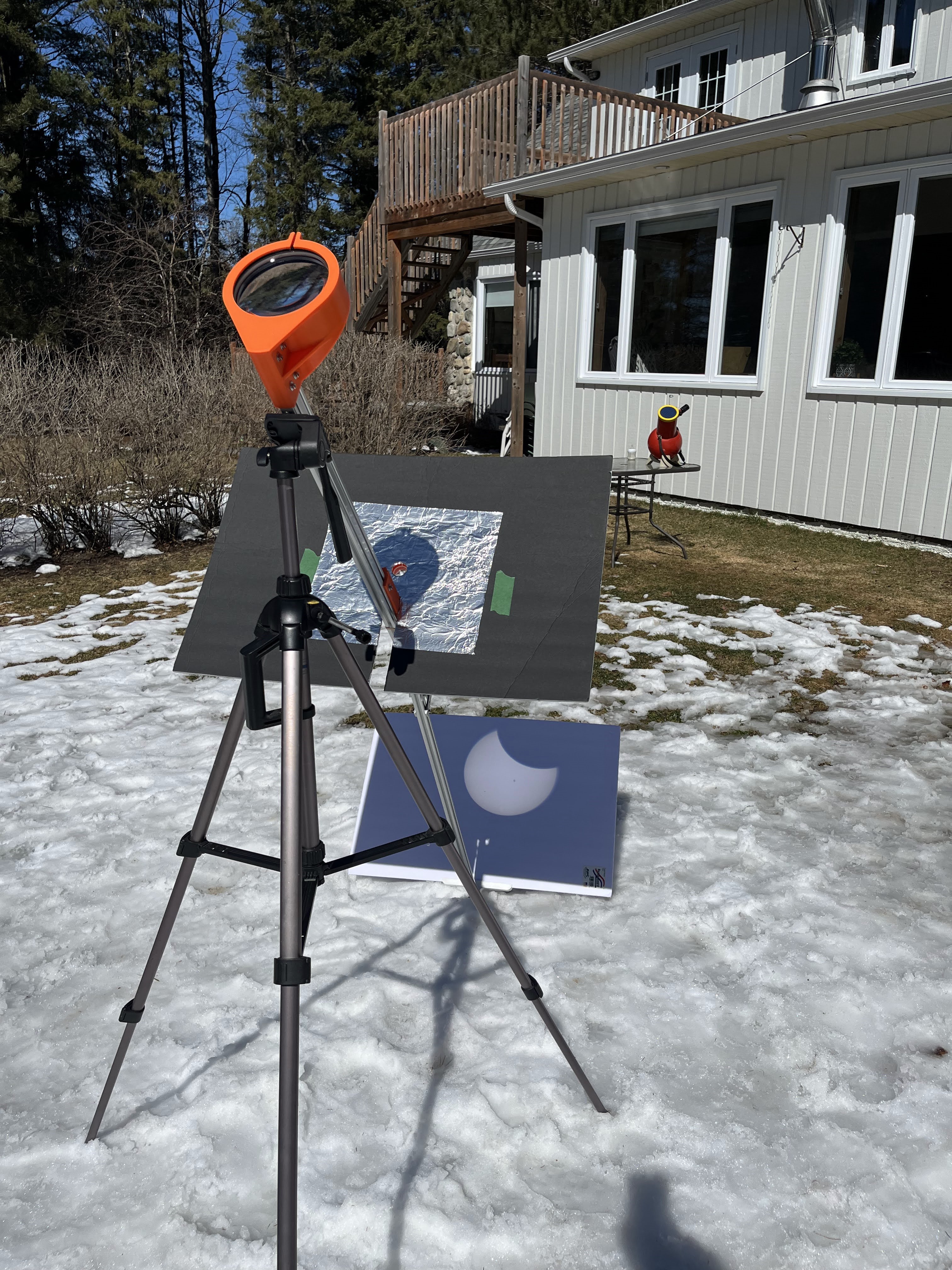 Large Solar Viewer/Eclipse Viewer (LSSV)