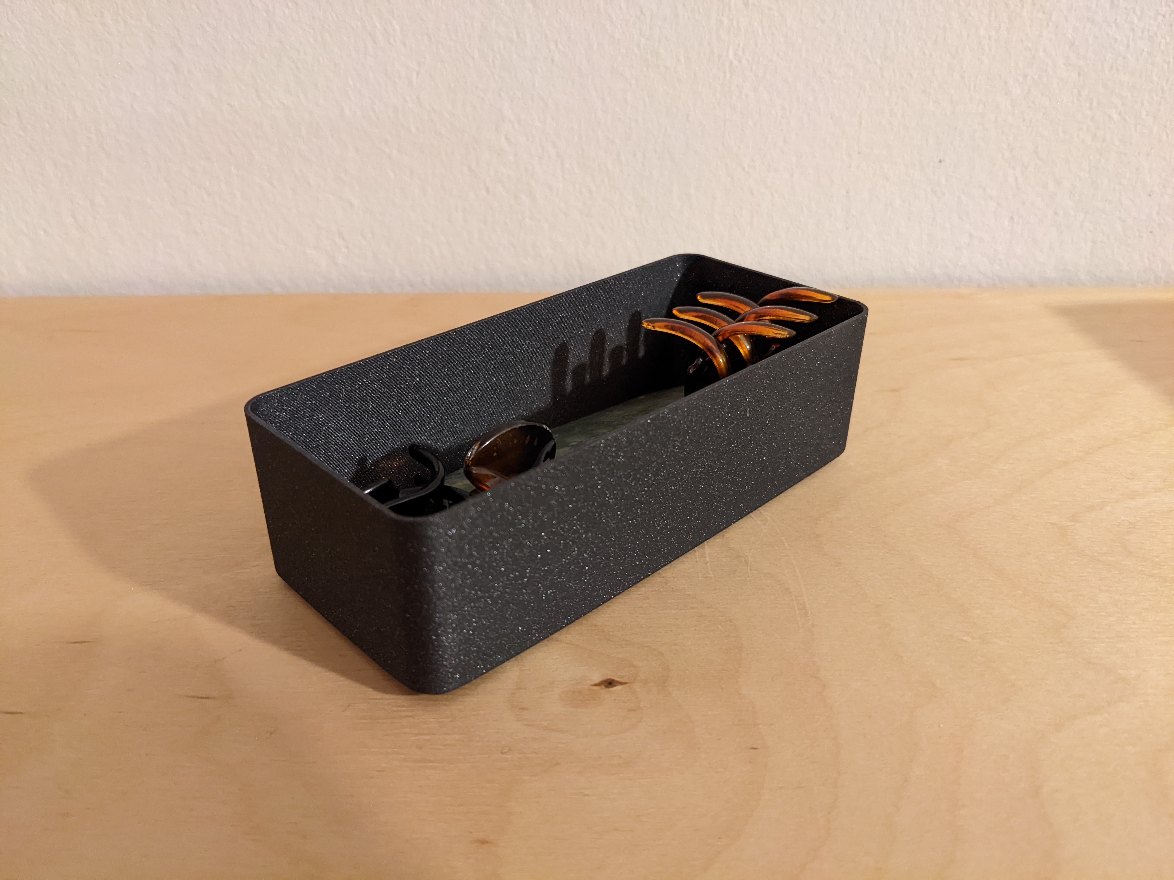 Box 122x54 H37 mm organizer for desk