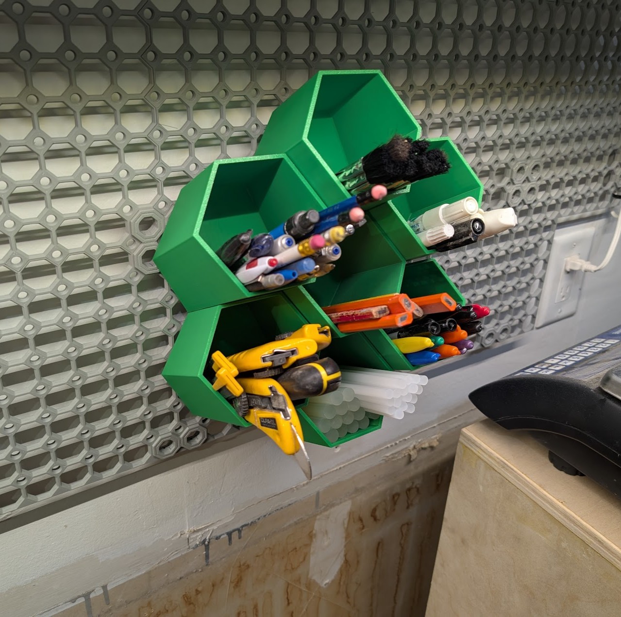 Multiboard - Tilable Irregular Hex Bin