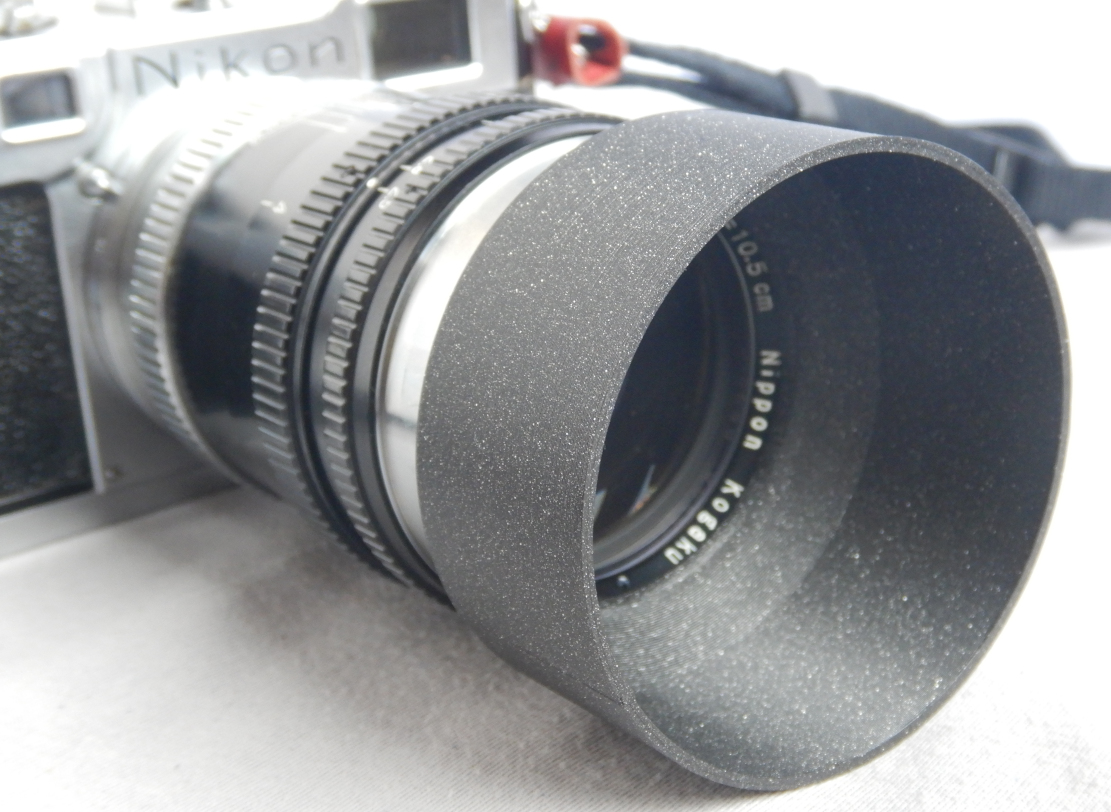 Nikon Gegenlichtblende 10,5cm f2,5 Messsucher; Lens hood Nikon 10,5cm f2,5 rangefinder; M52 x 0,75
