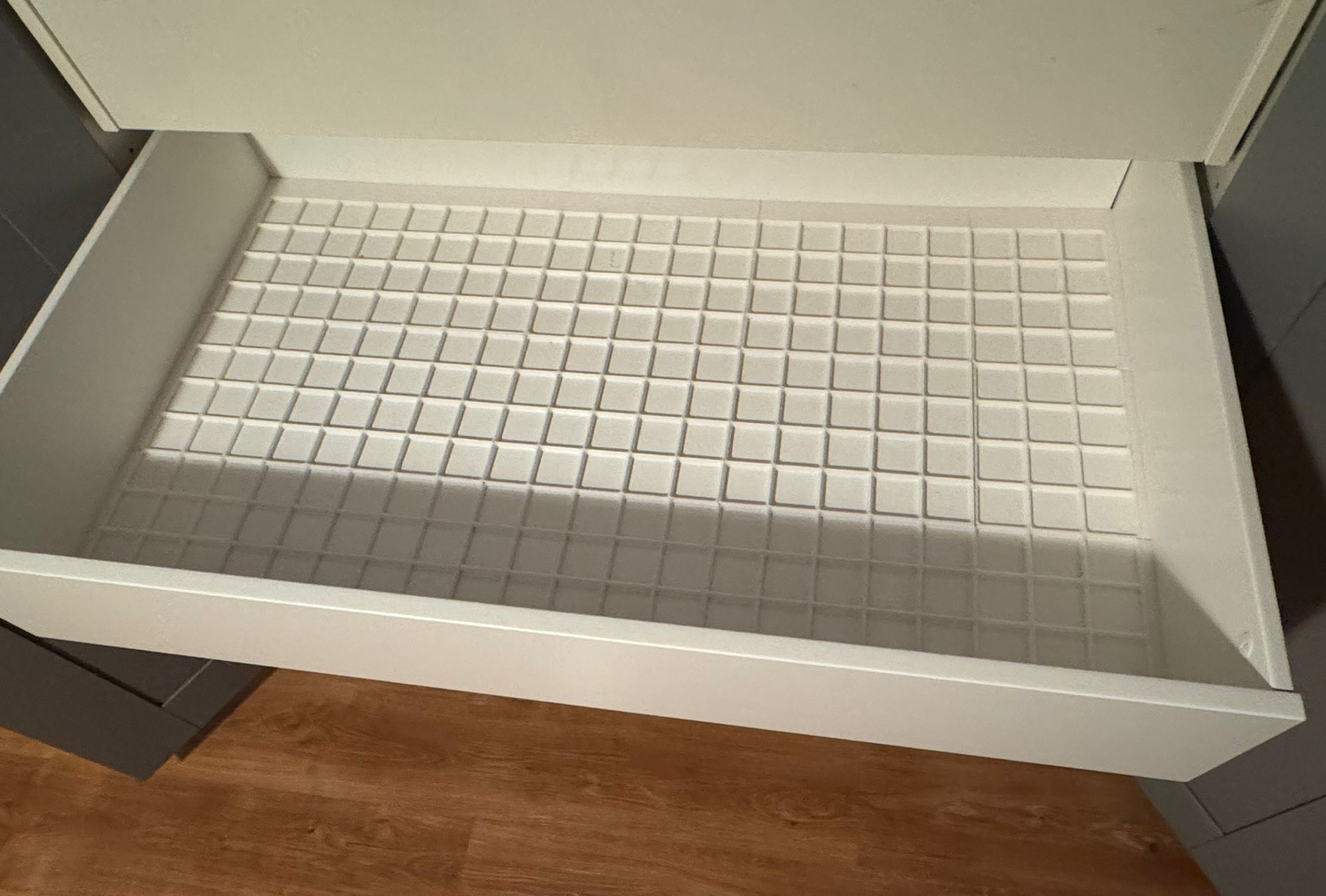 Gridfinity Baseplate for Ikea Pax Komplement — miniatura 2